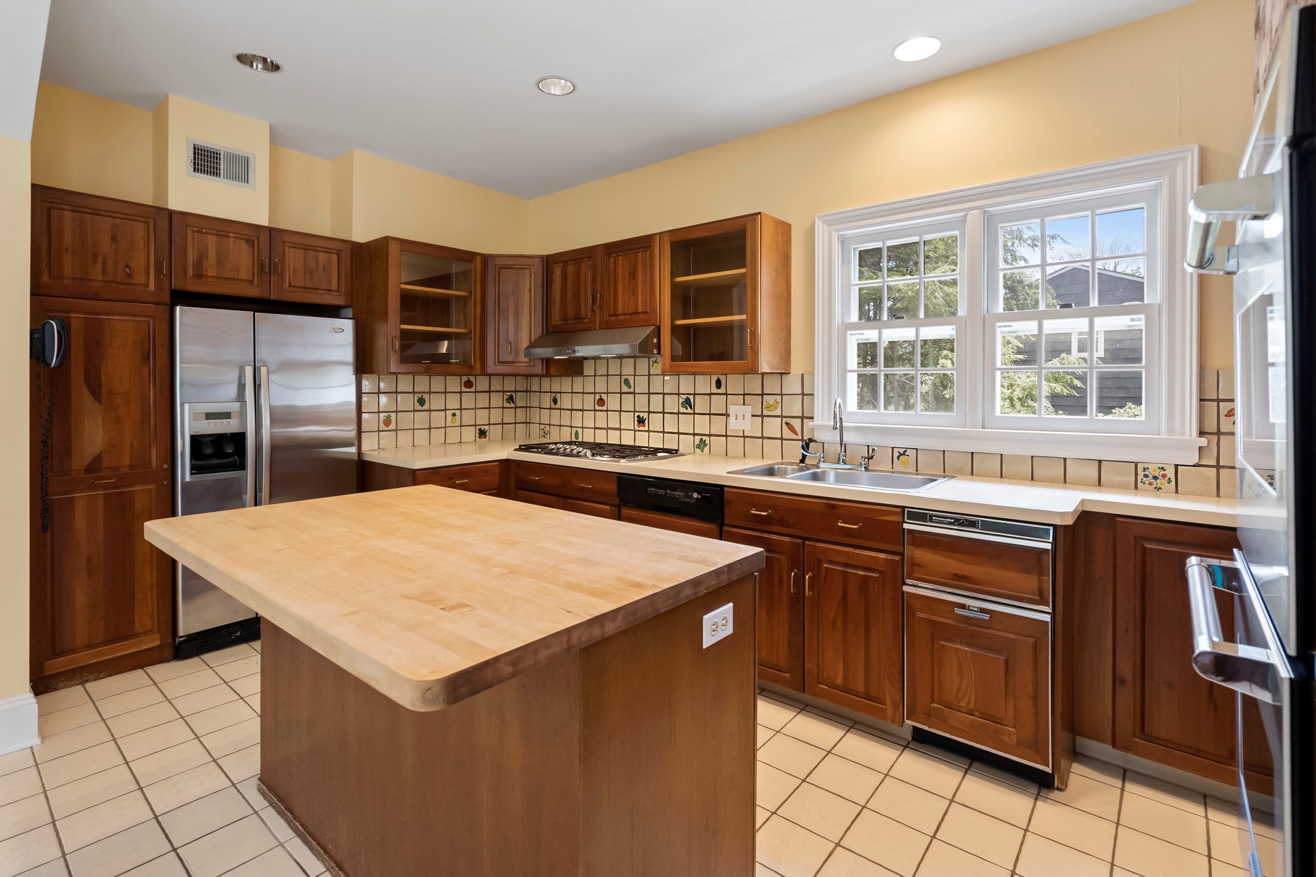 104 Silverside Ave