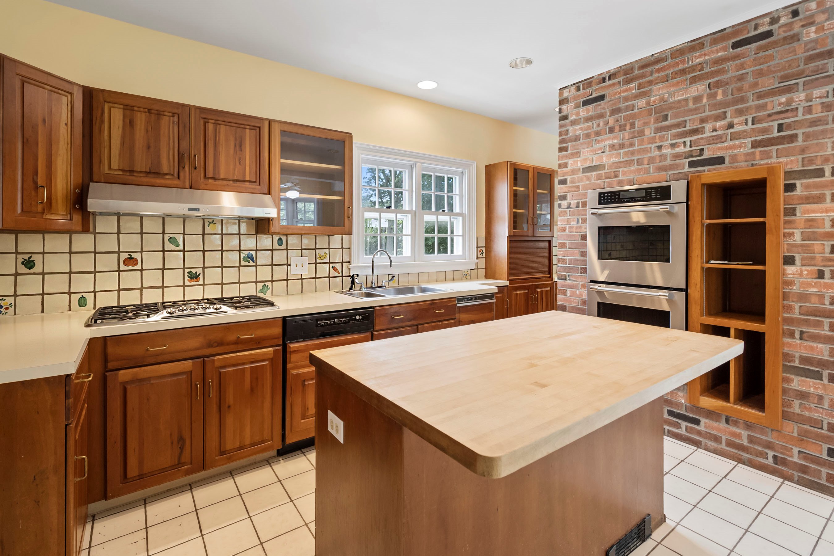 104 Silverside Ave