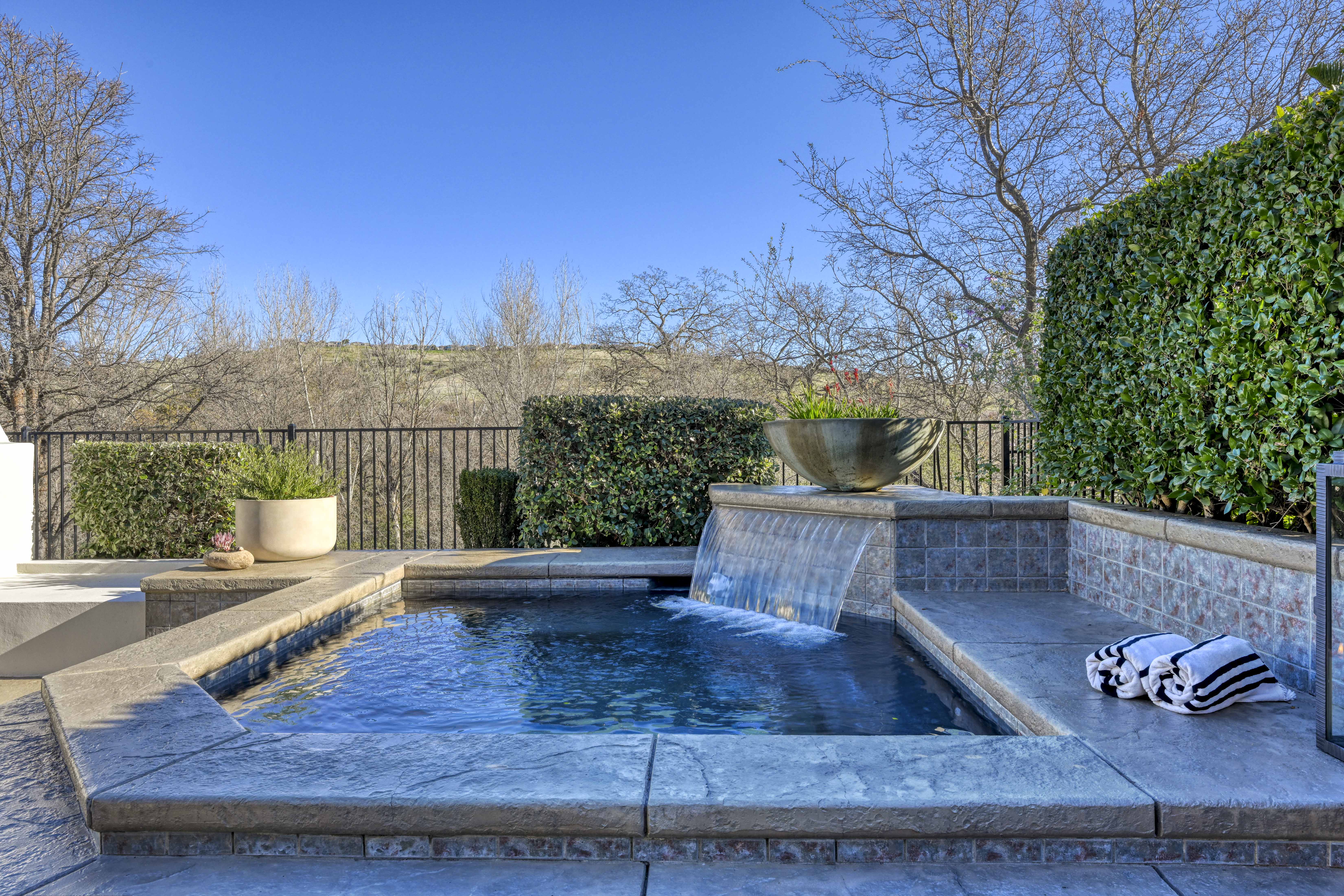 5045 Mertola Drive 