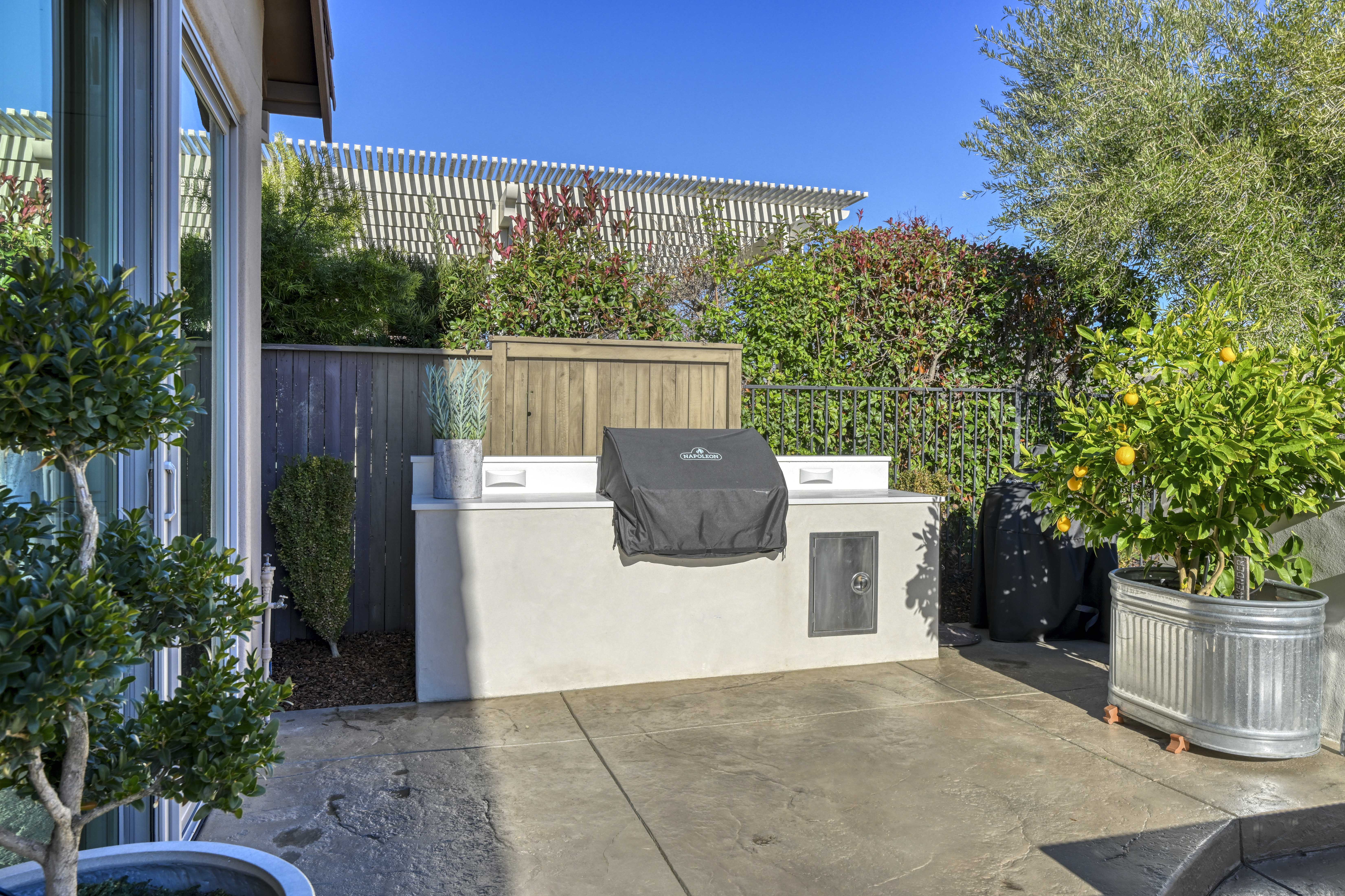 5045 Mertola Drive 