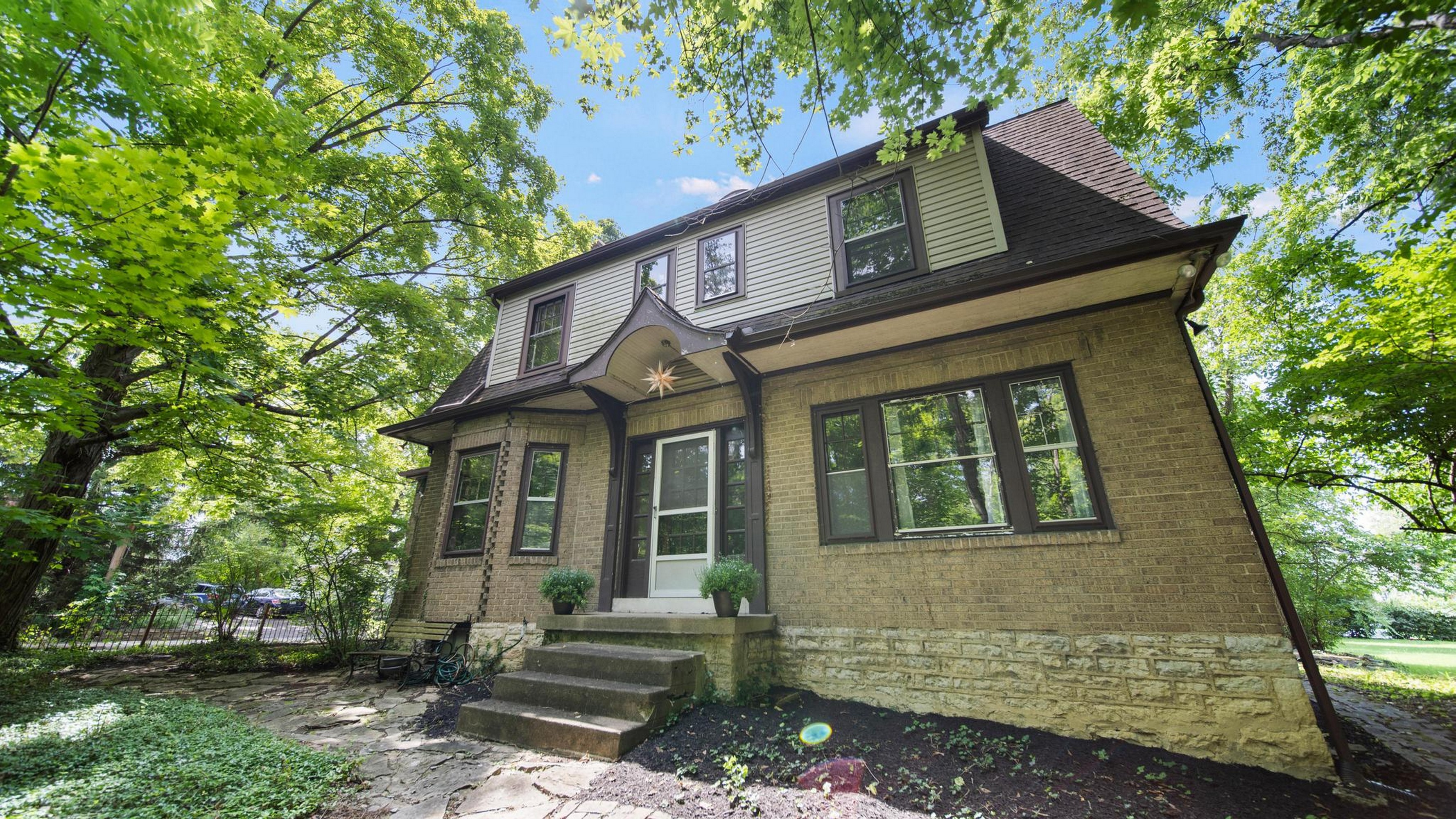 235 Walhalla Road