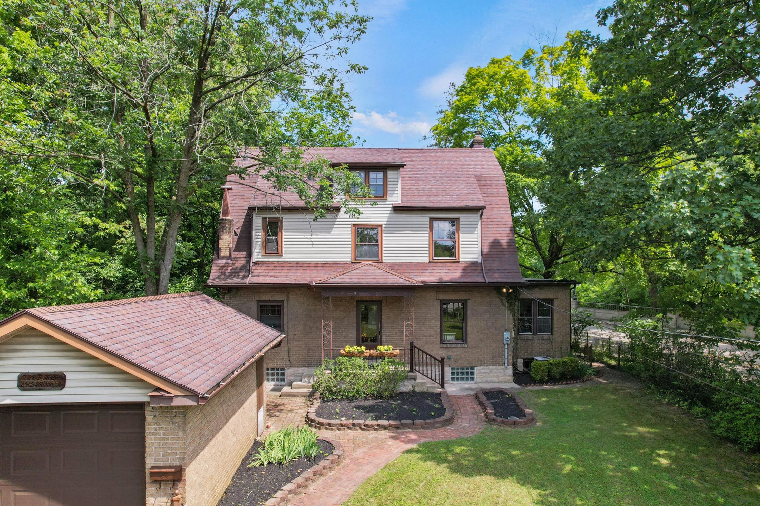 235 Walhalla Road