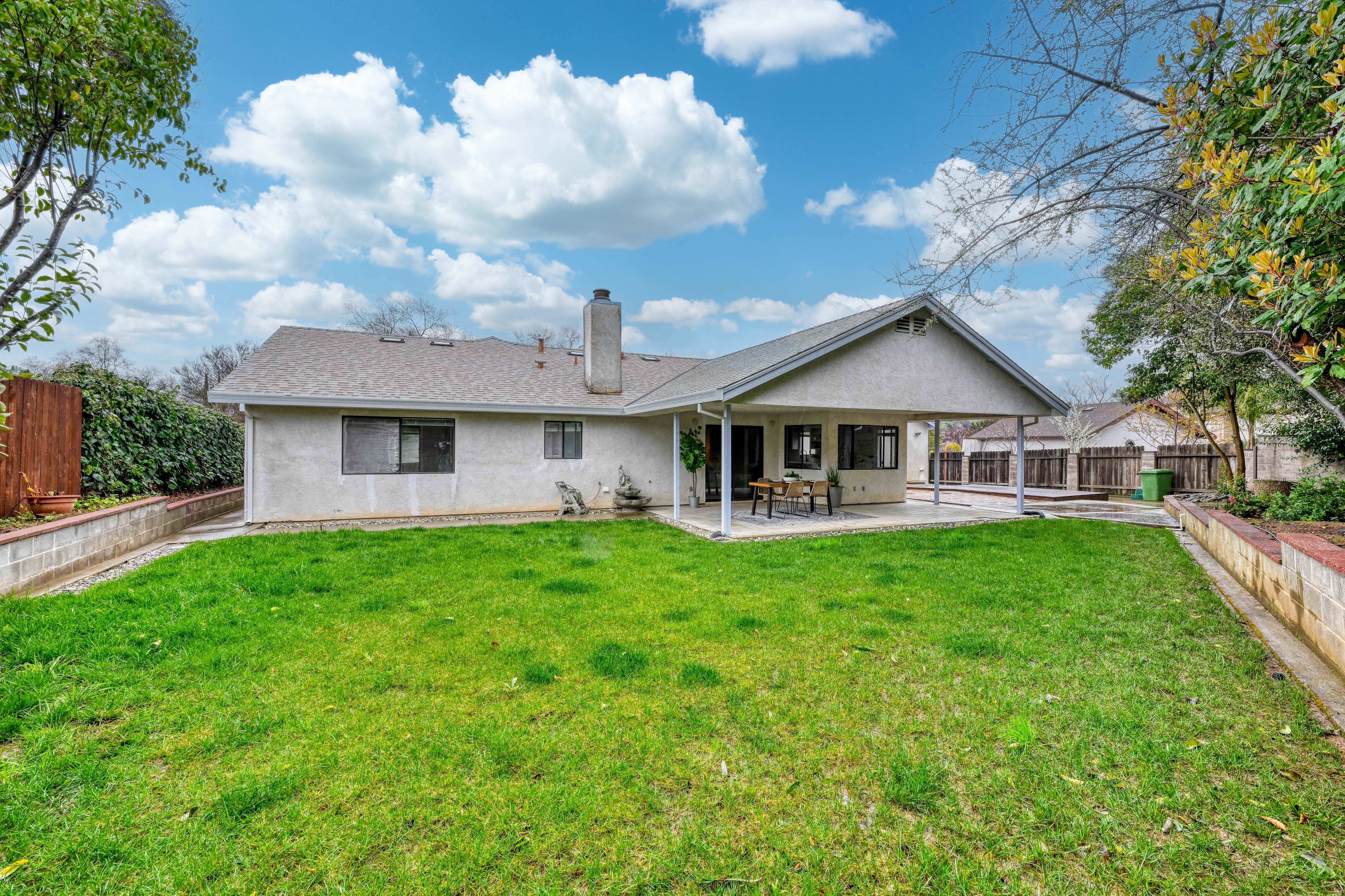 3021 Warren Lane 