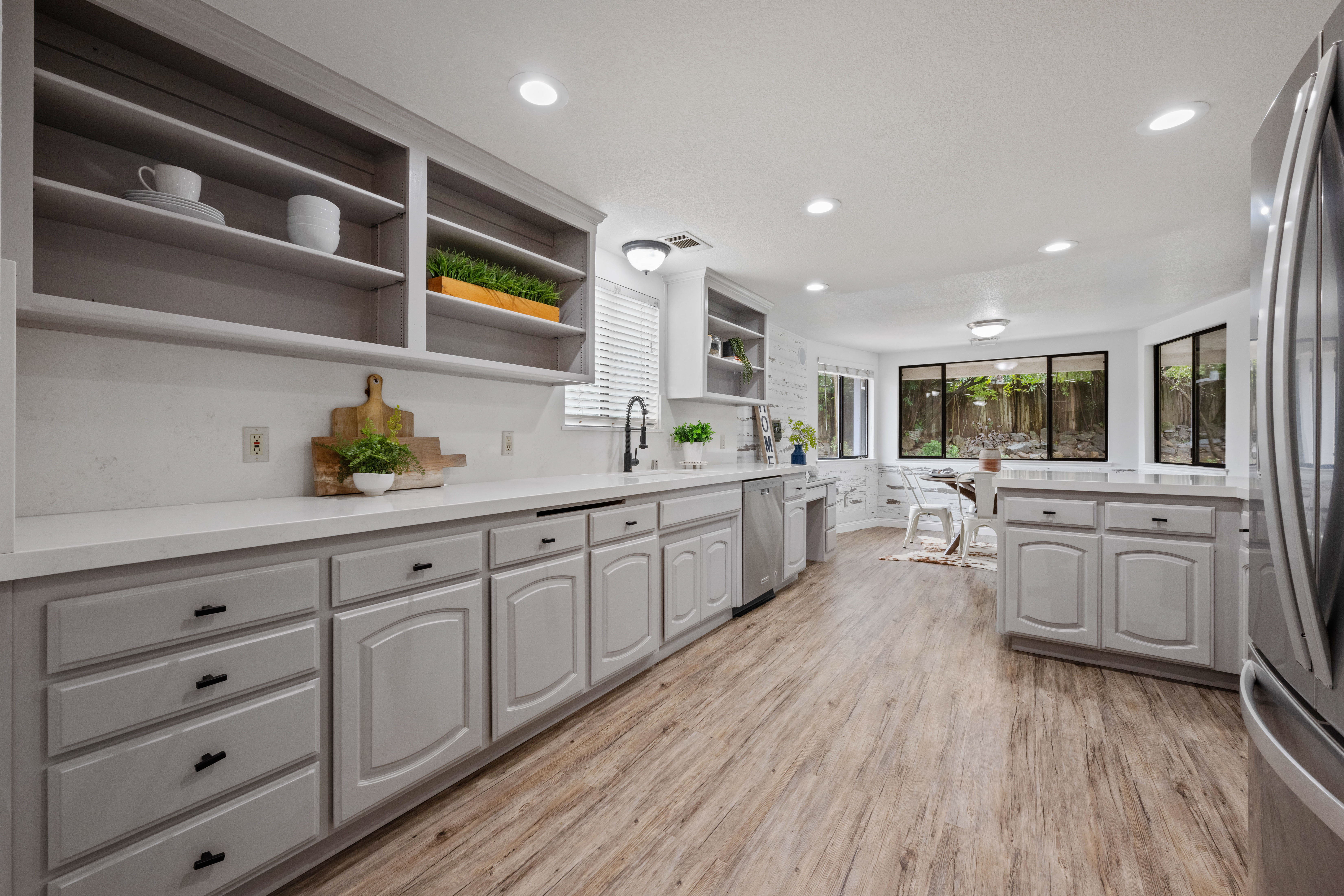 3021 Warren Lane 