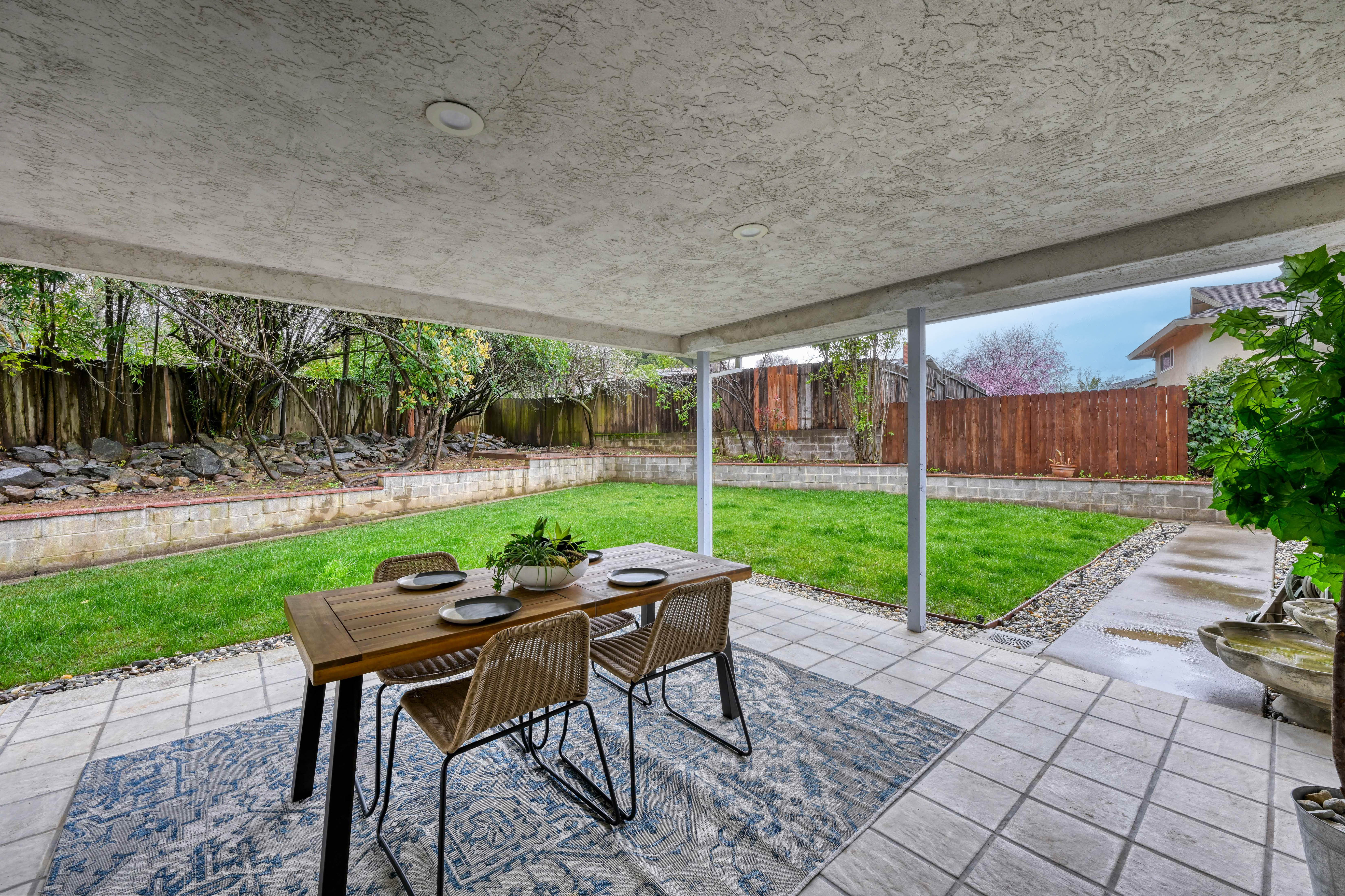 3021 Warren Lane 