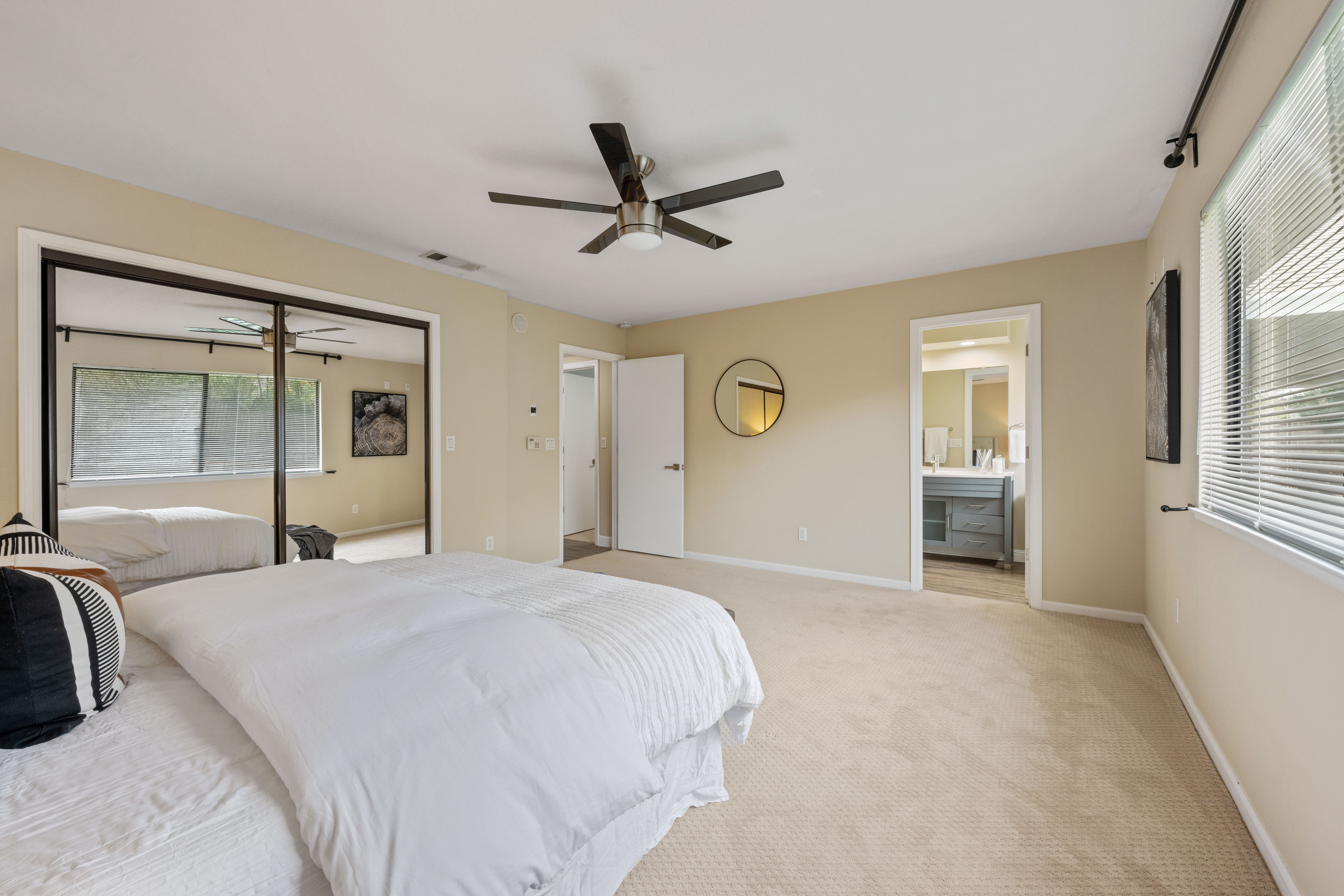 3021 Warren Lane 