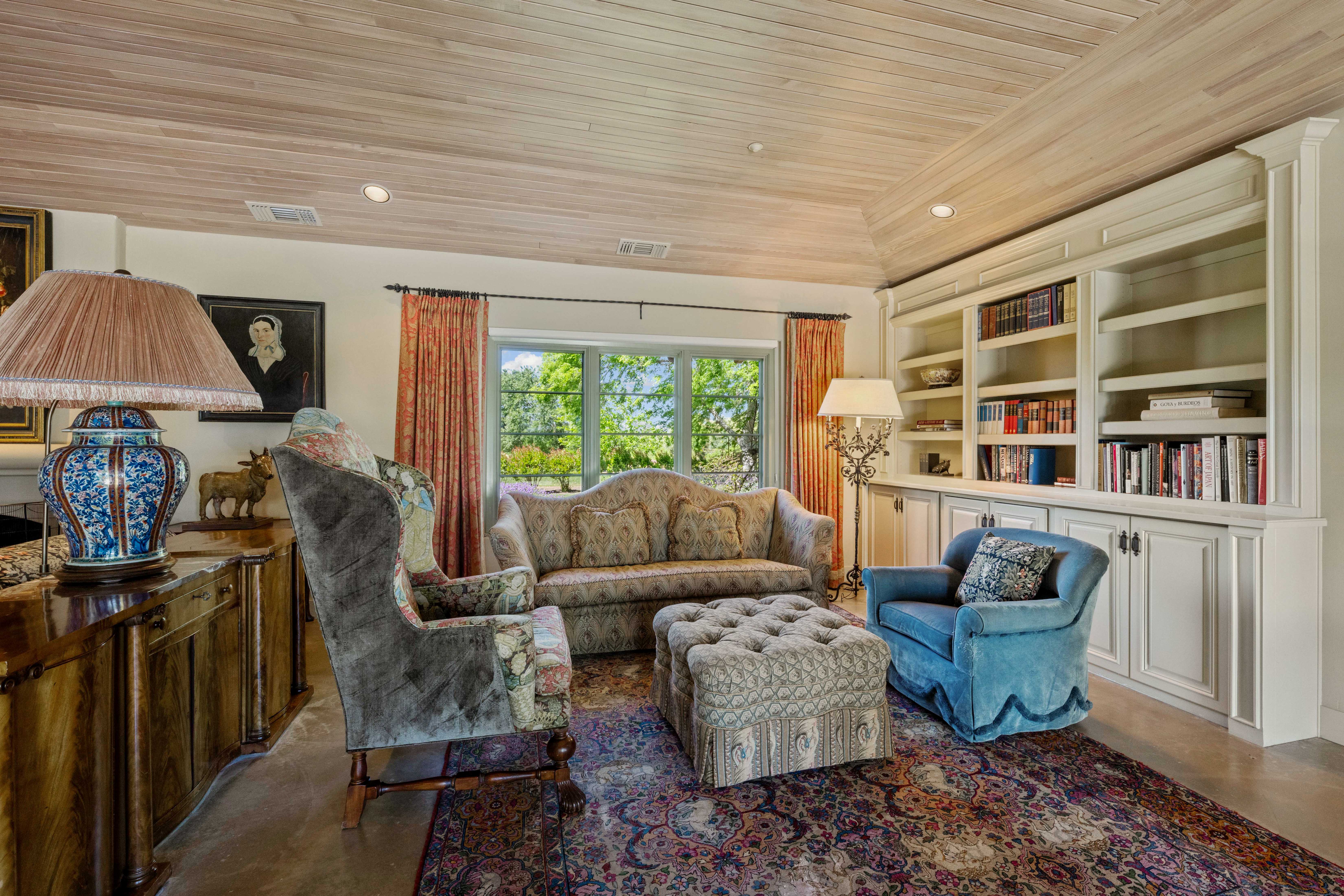 34284 Corcoran Hill Lane 
