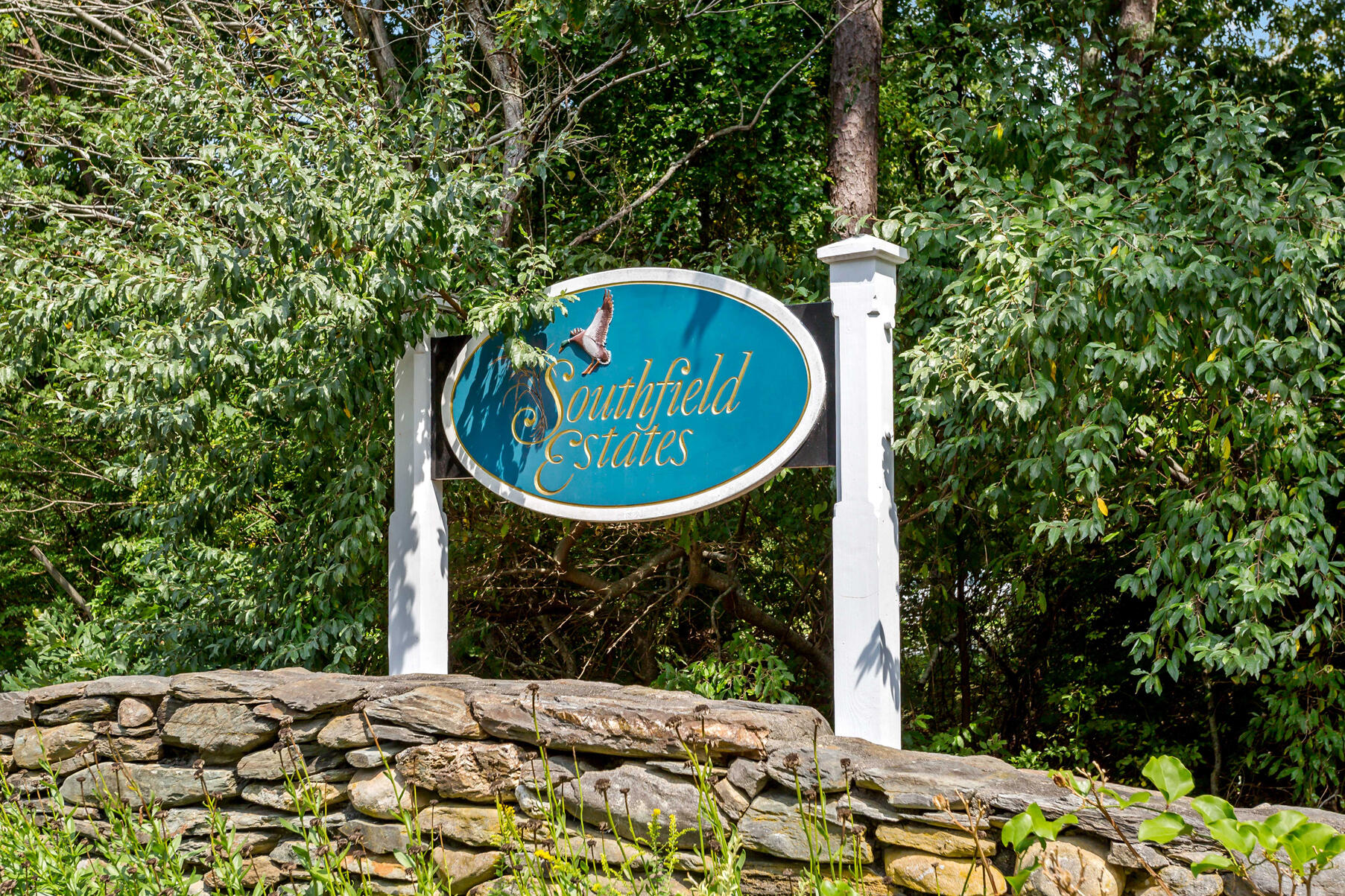 7 Abigails Way