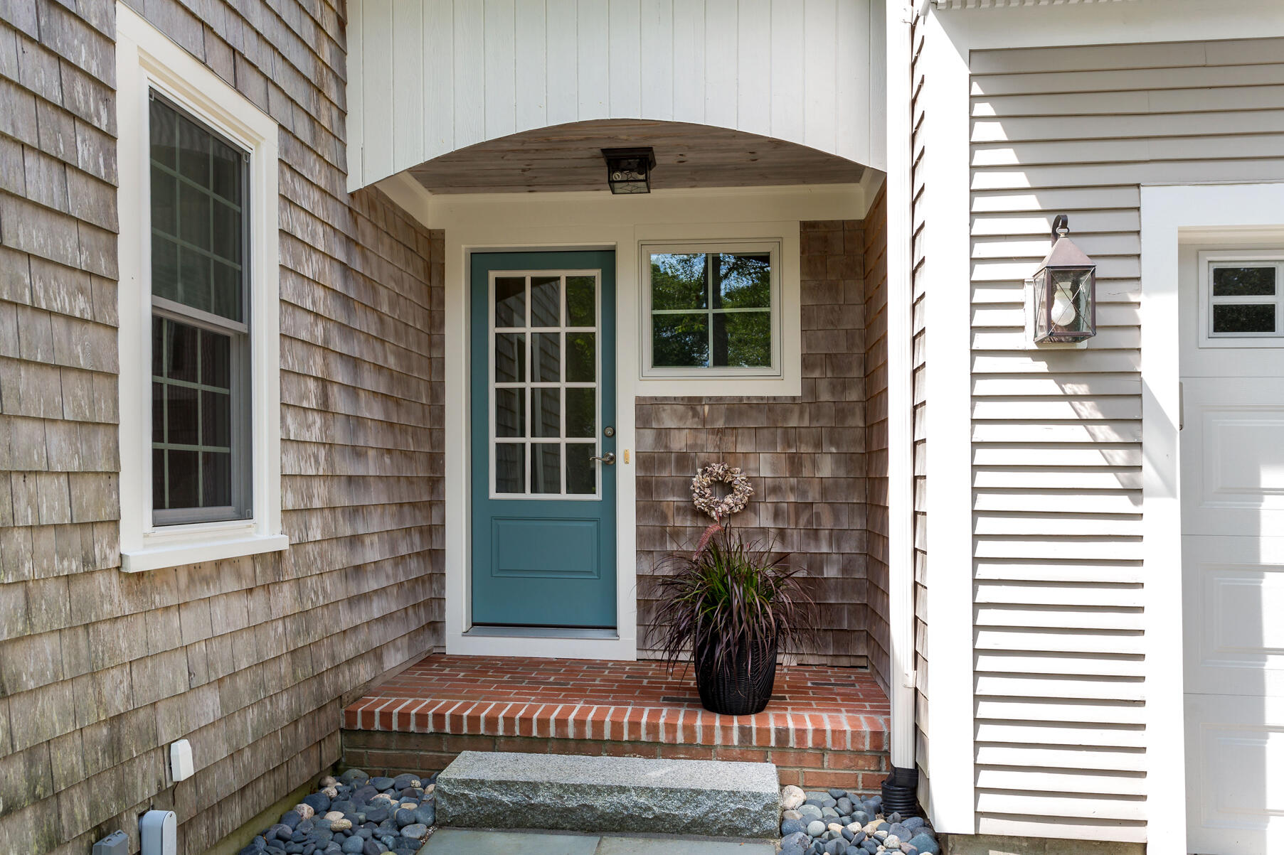 7 Abigails Way