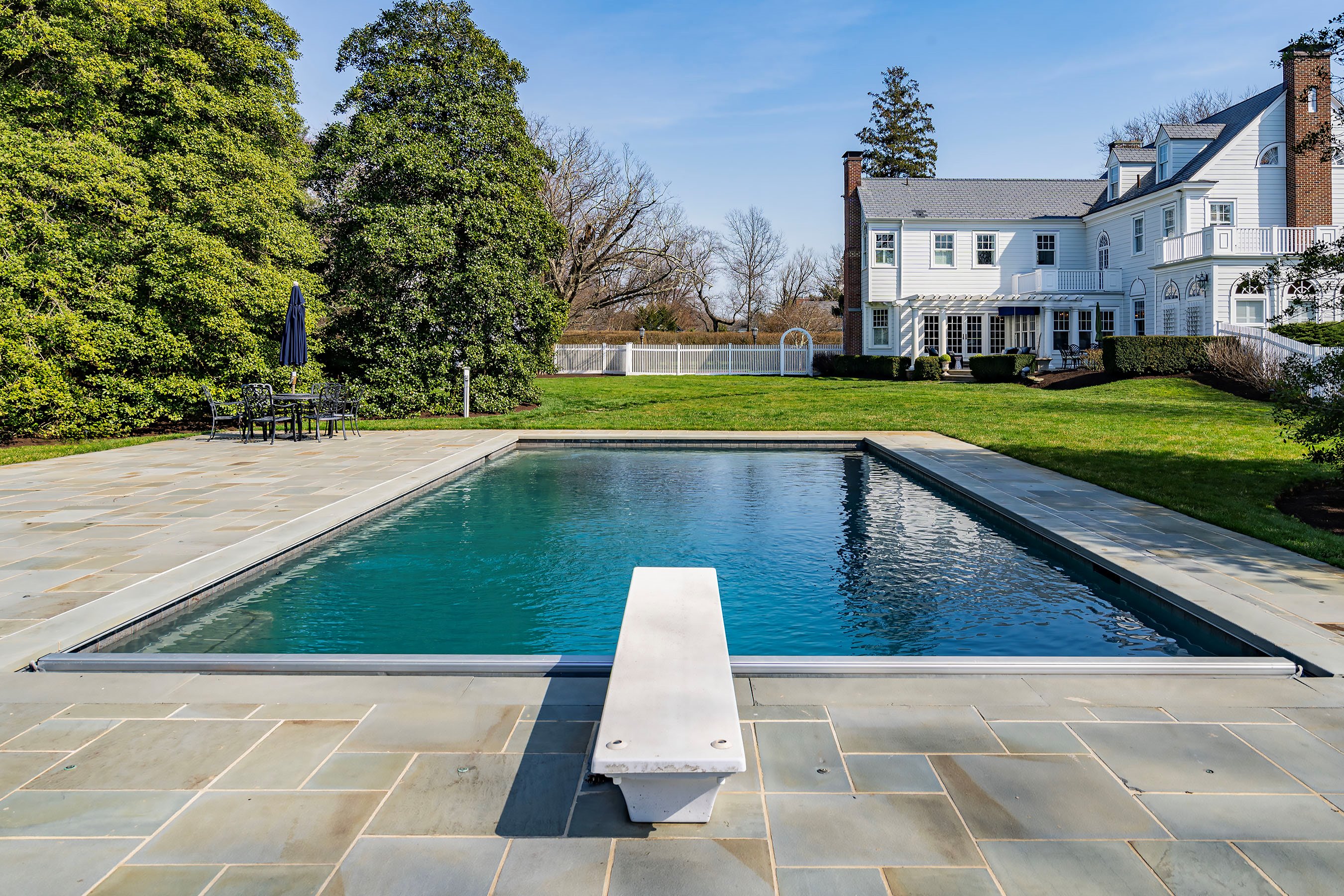 22 Hartshorne Lane