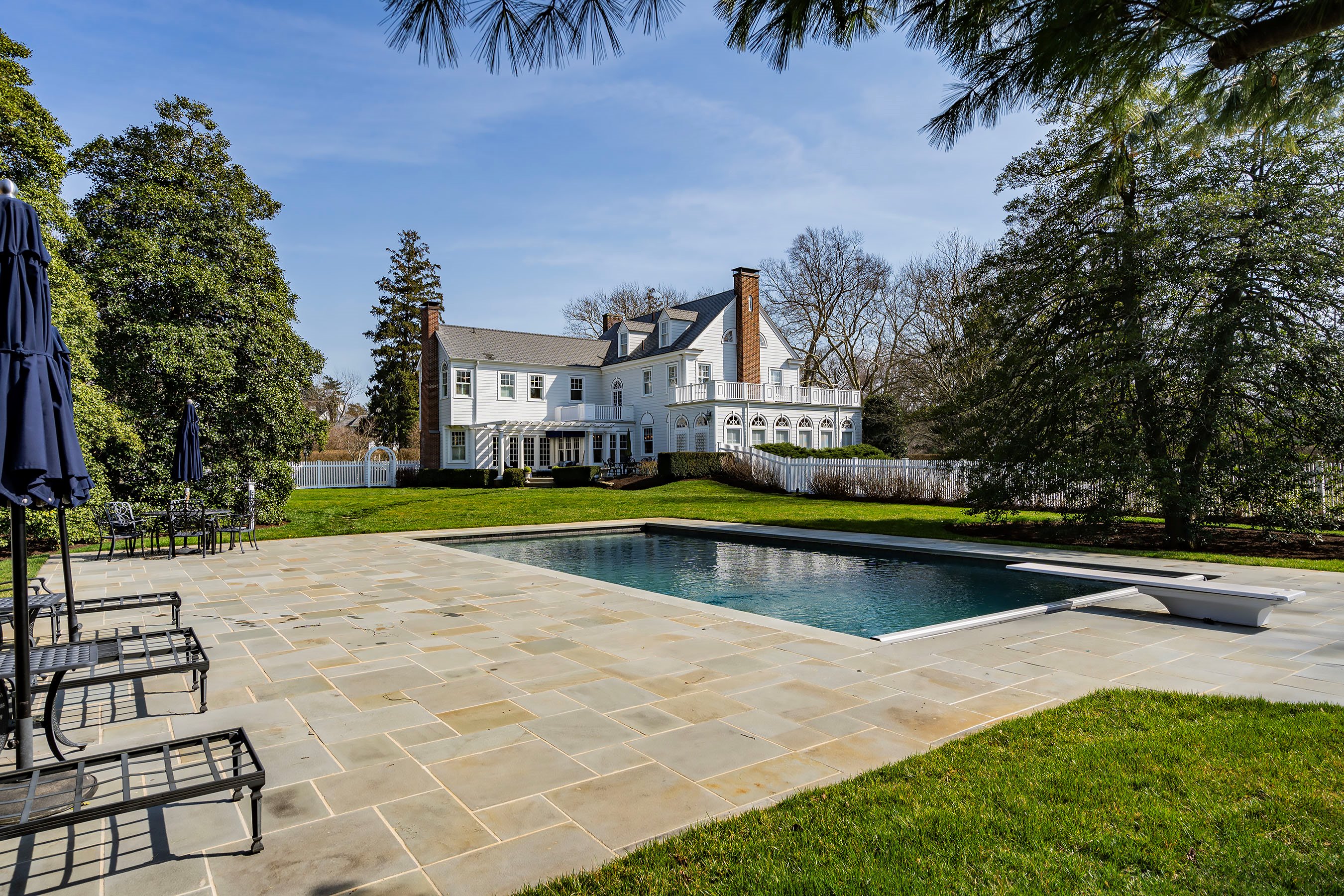 22 Hartshorne Lane