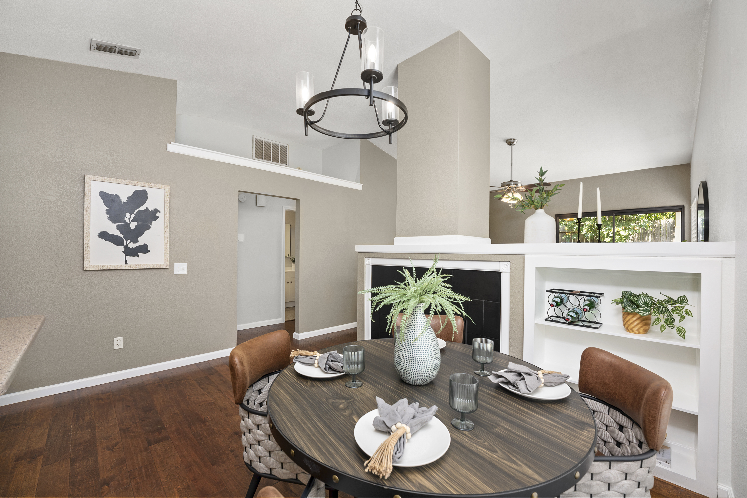 3405 Saxonville Way 