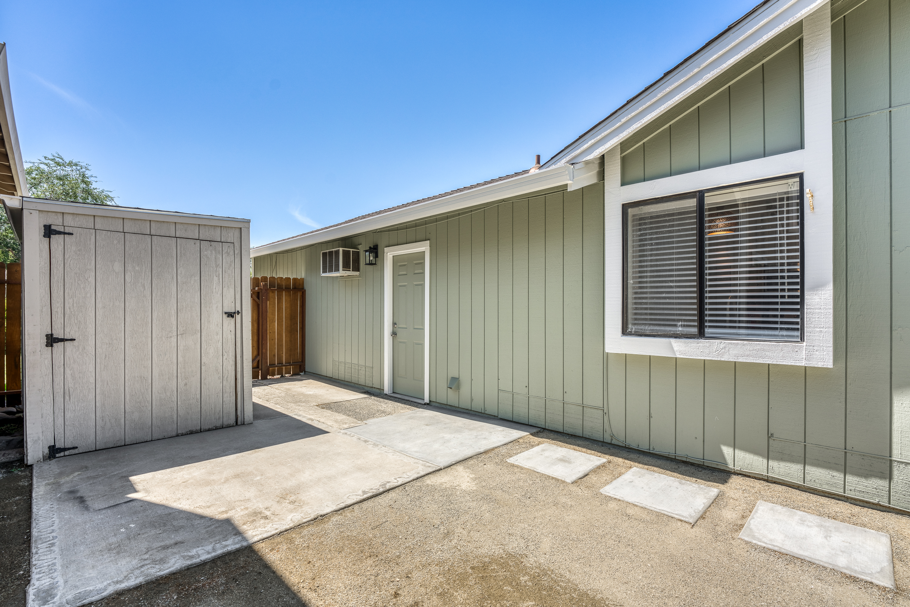 3405 Saxonville Way 