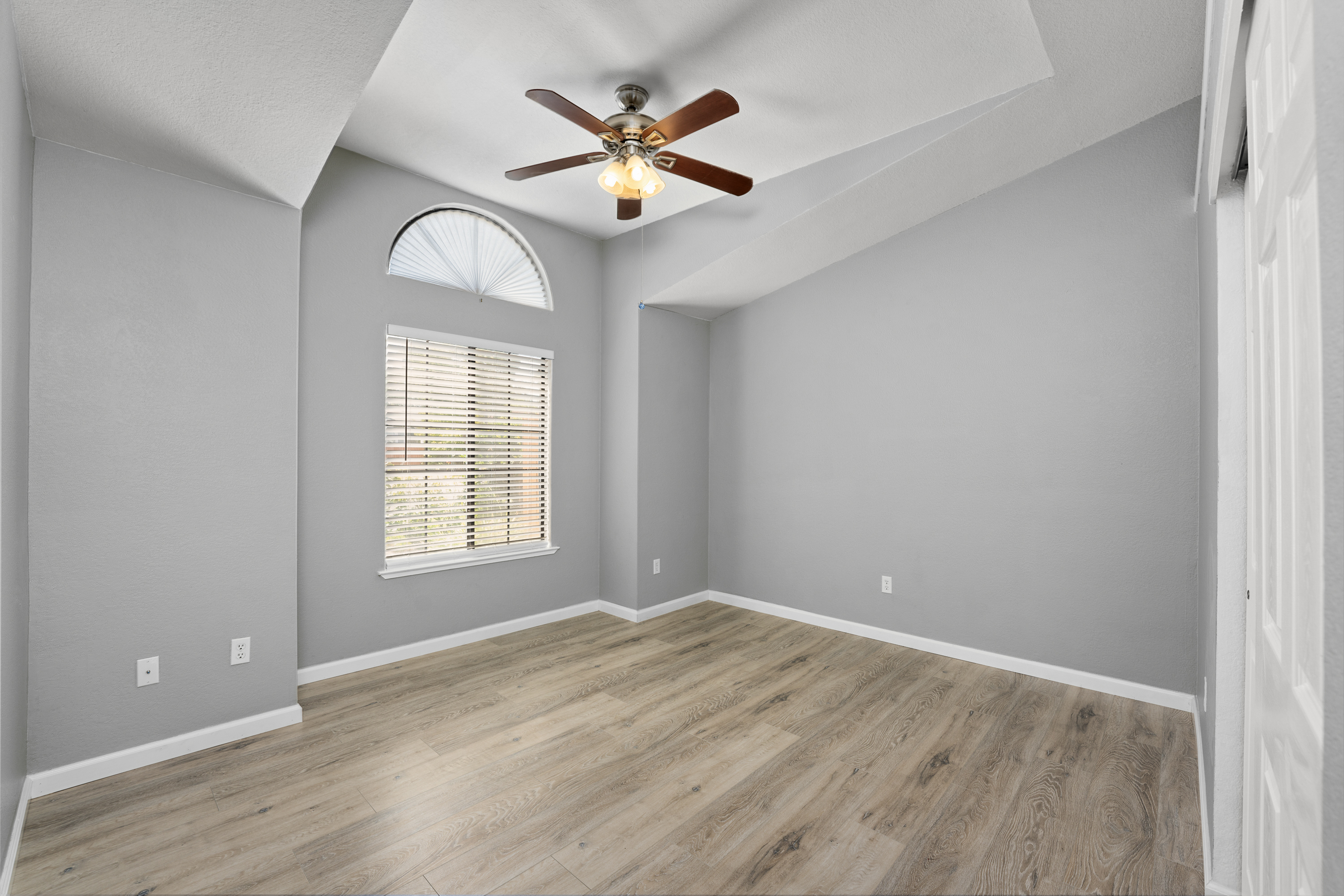 3405 Saxonville Way 