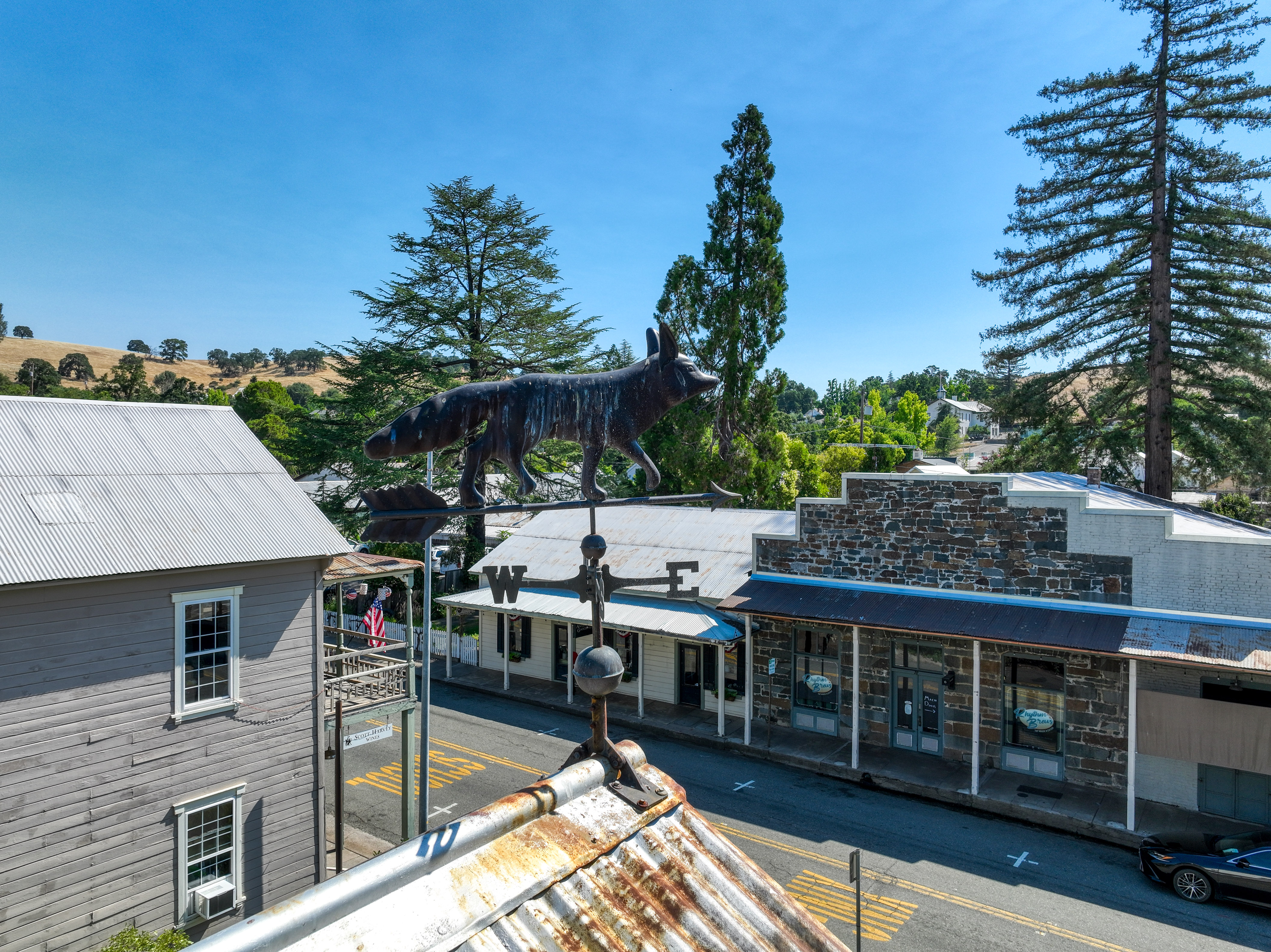 77 Main Street 