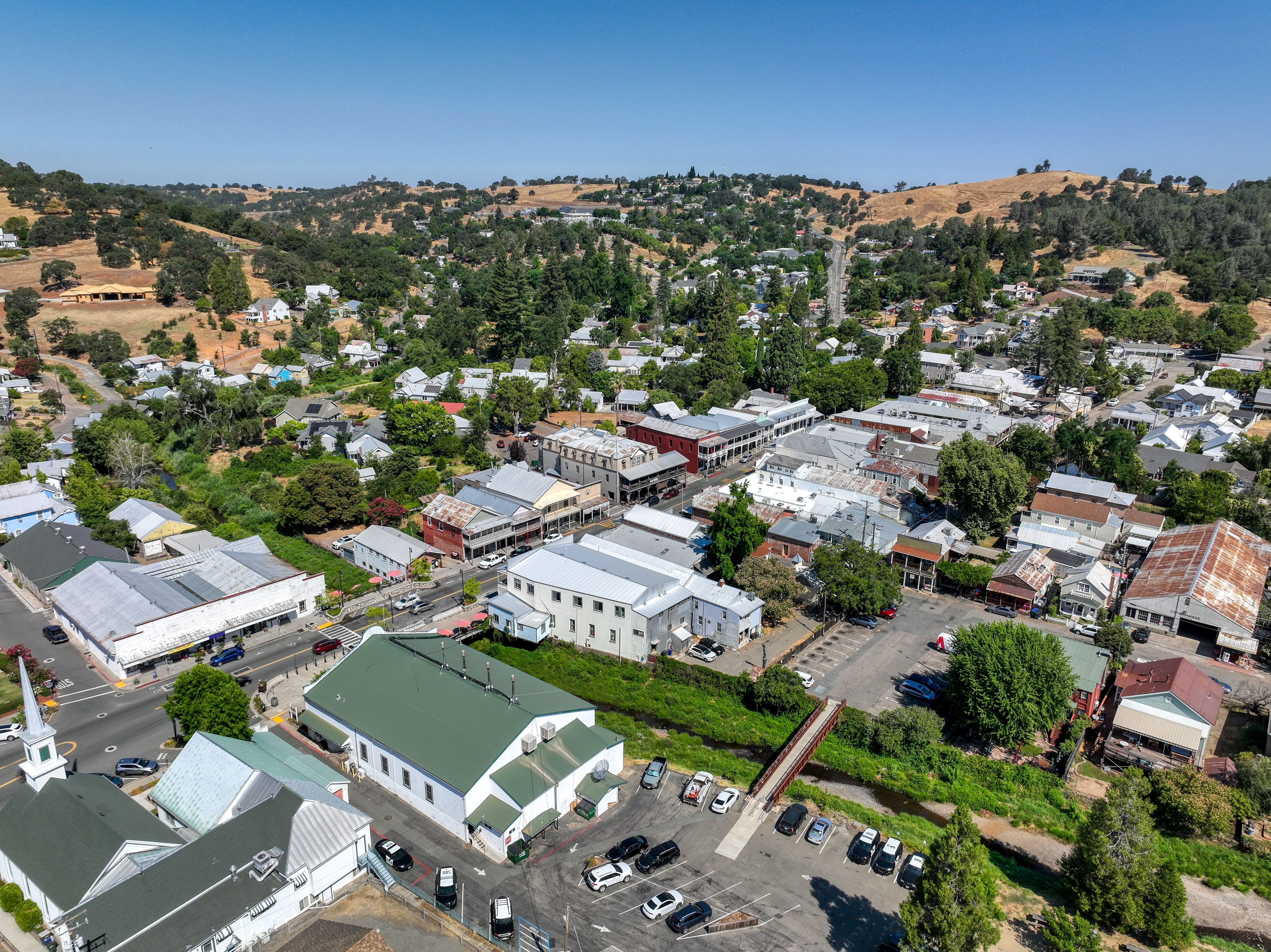 77 Main Street 