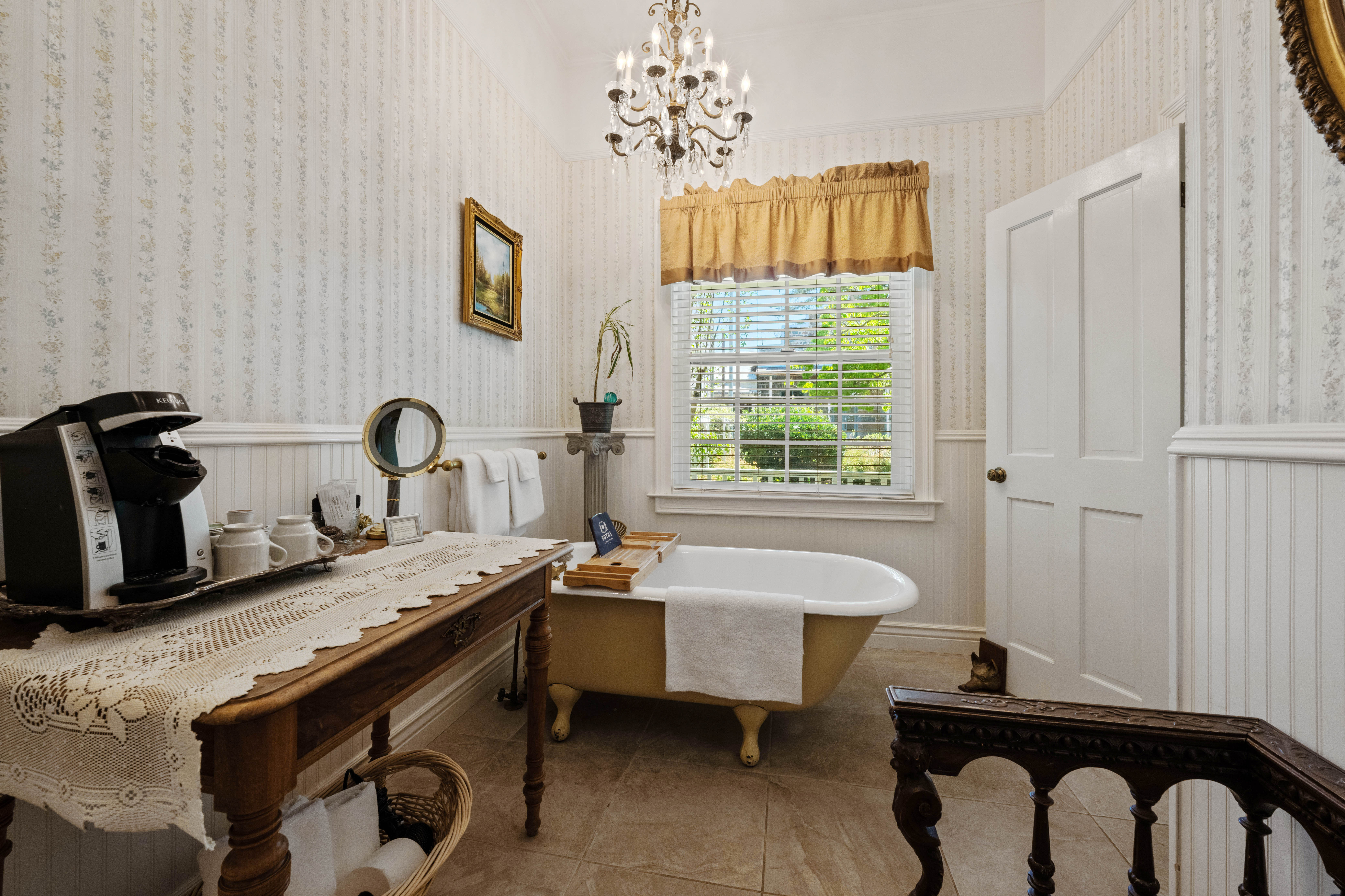 77 Main Street 