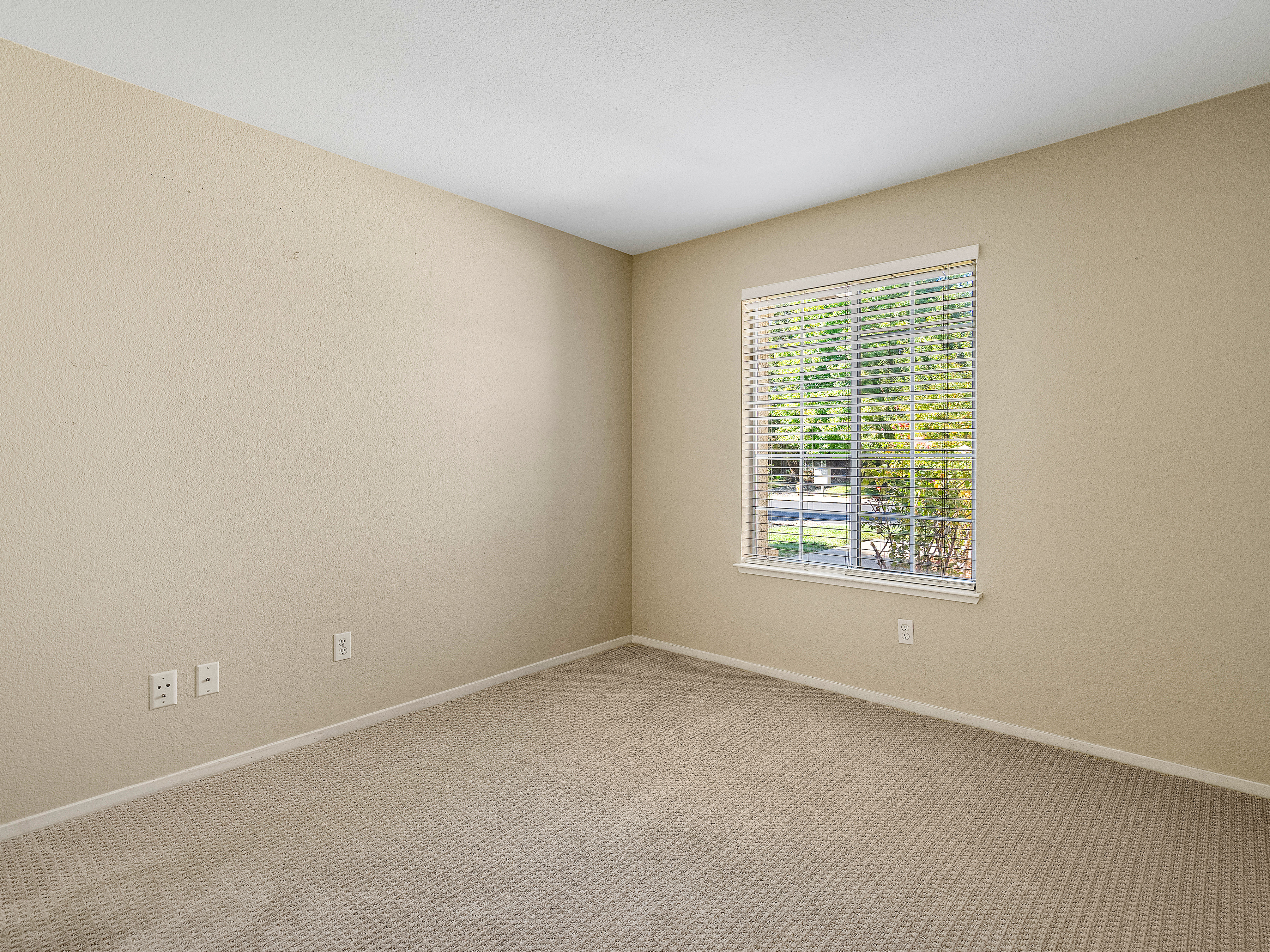 5017 Charter Road 