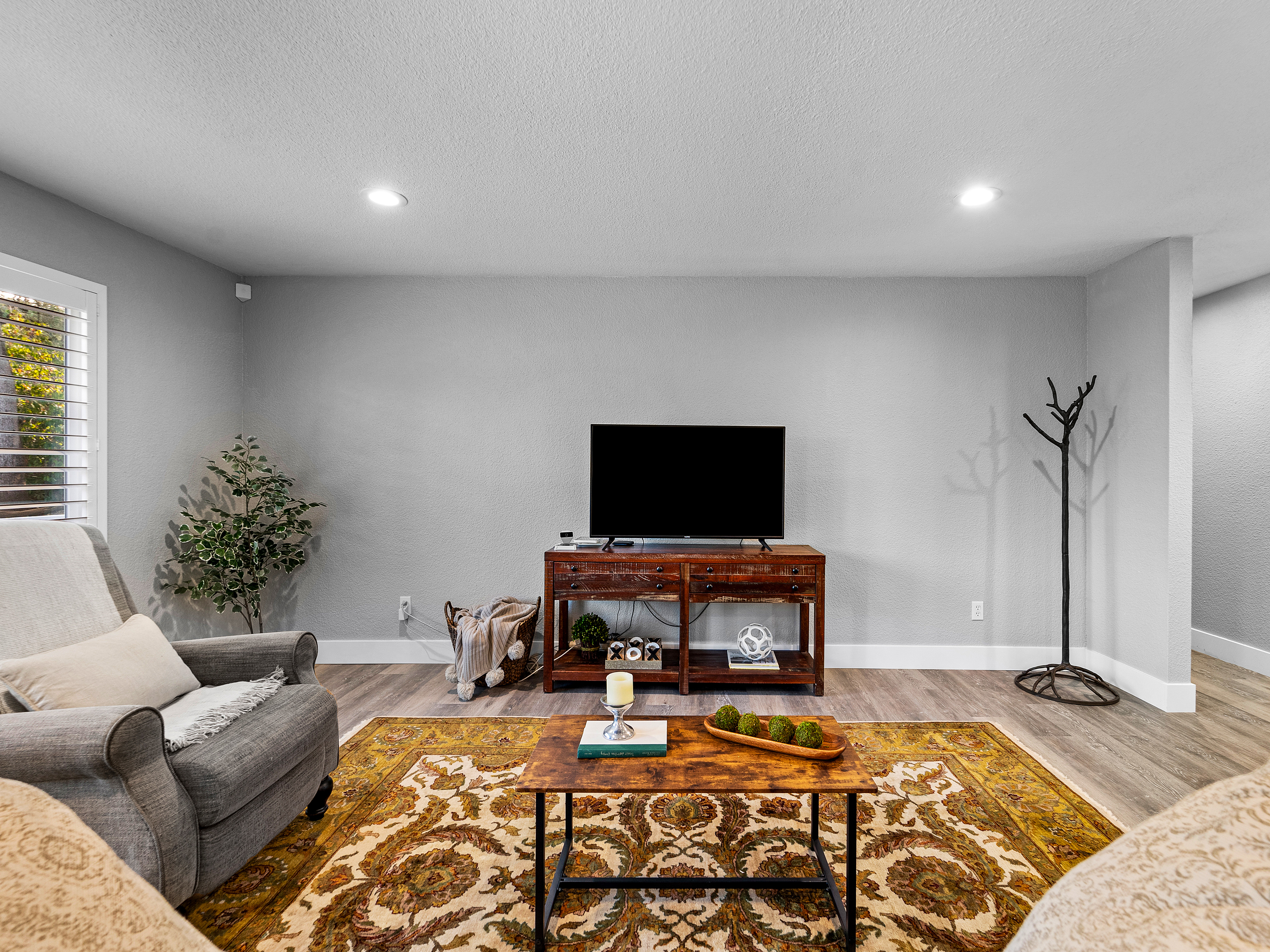 2417 Sandpiper Way 