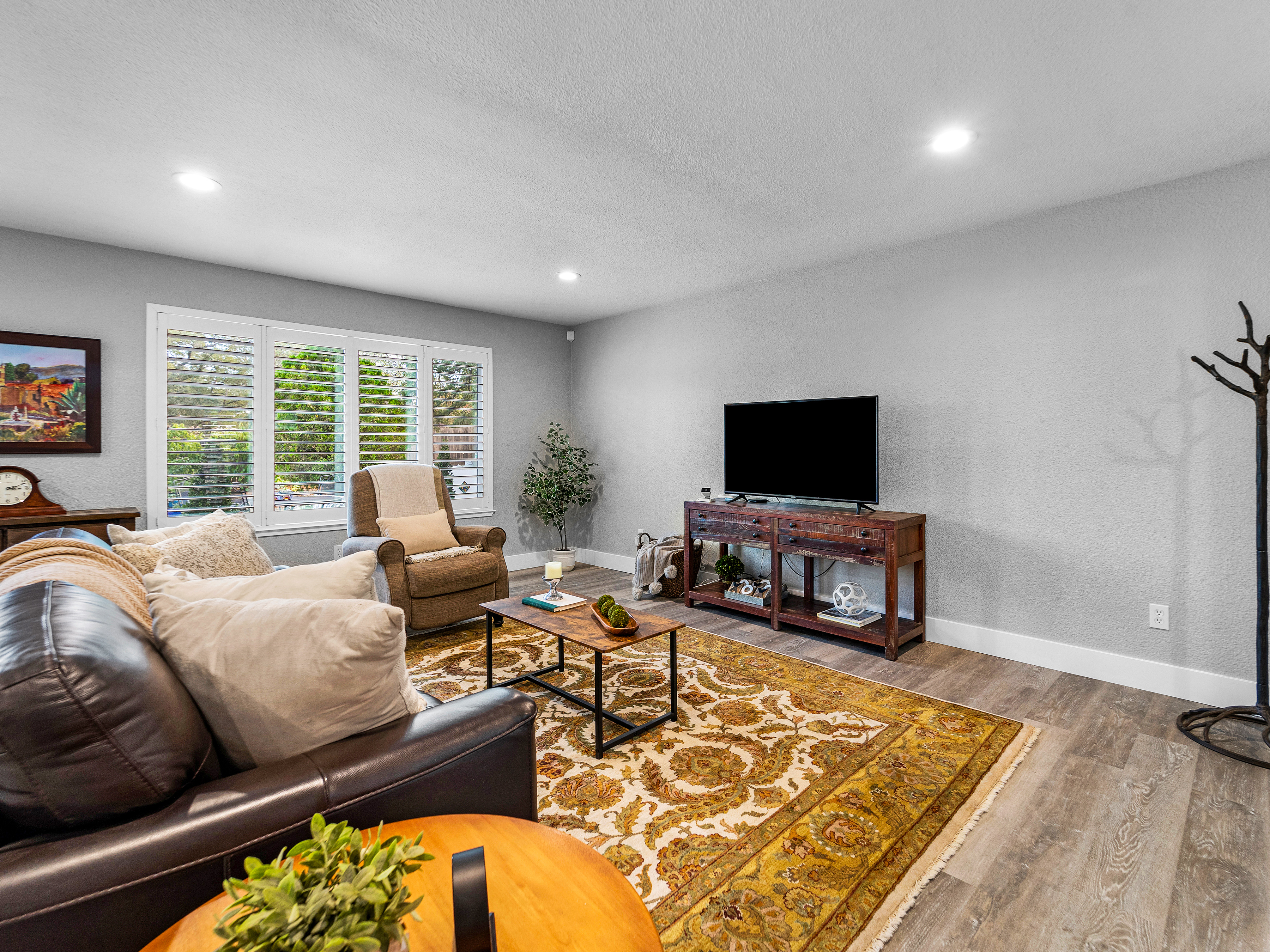 2417 Sandpiper Way 