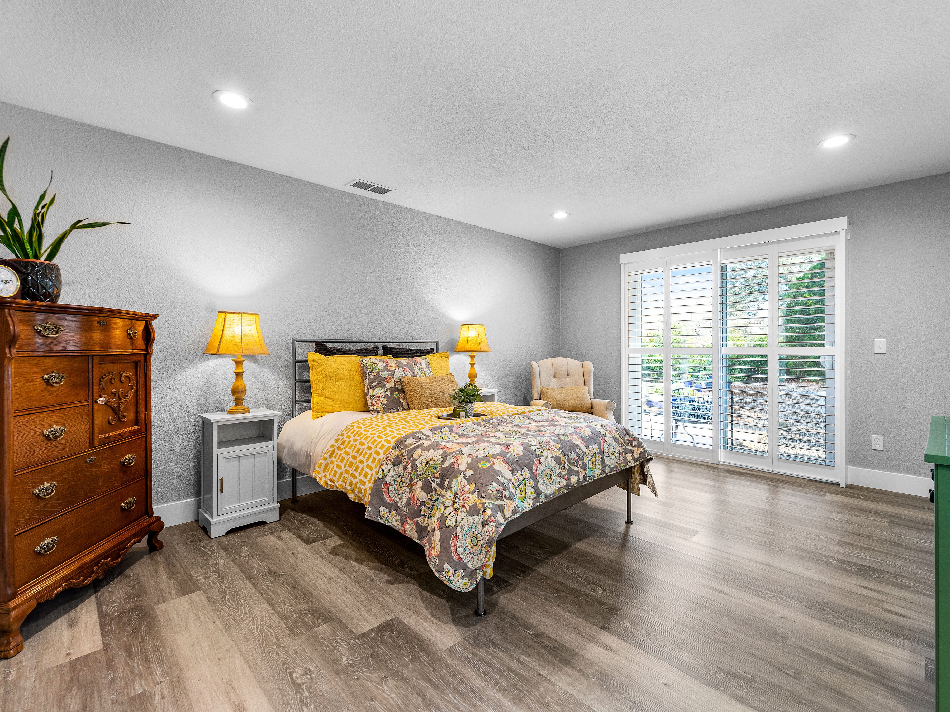 2417 Sandpiper Way 