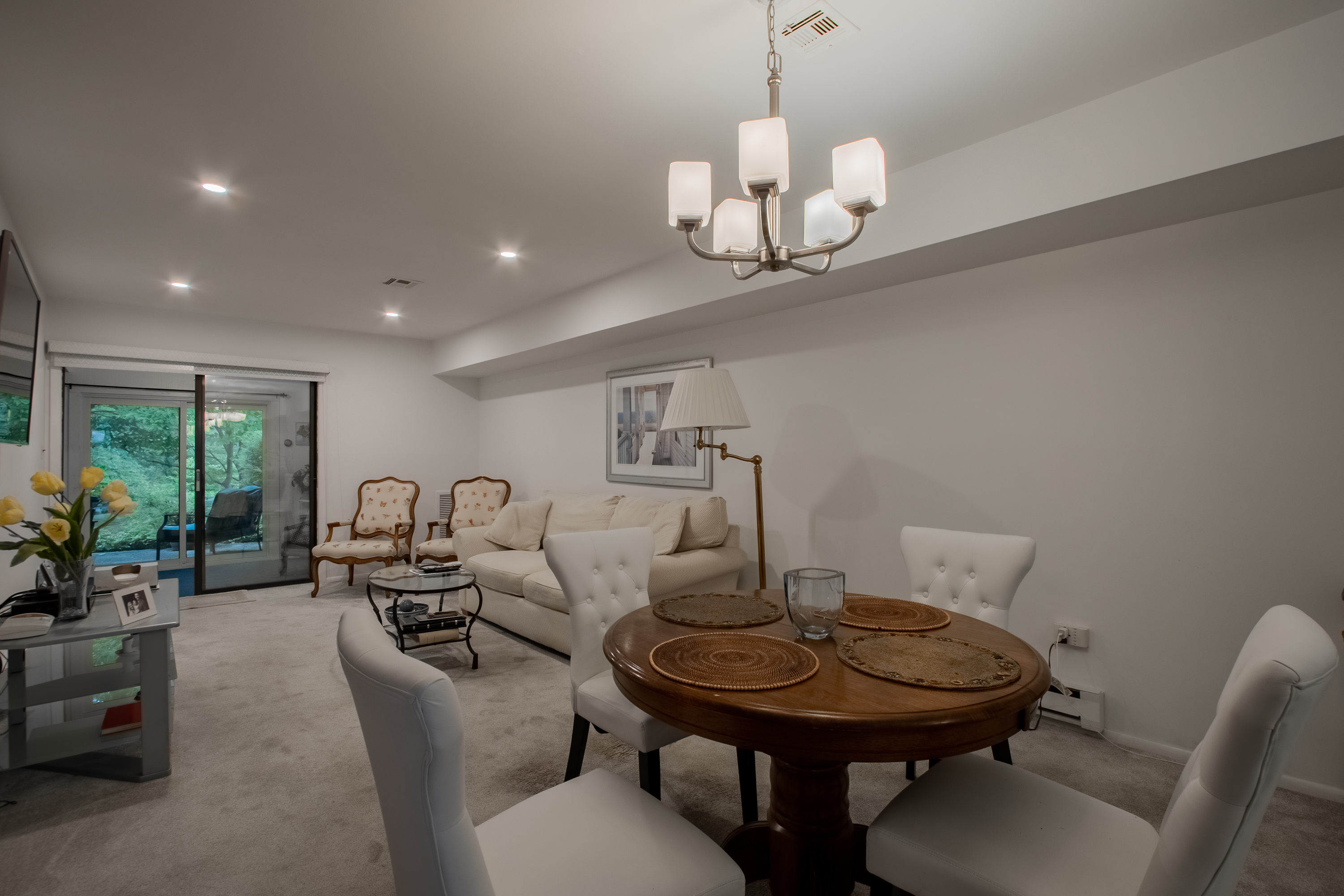10 Friendship Ct