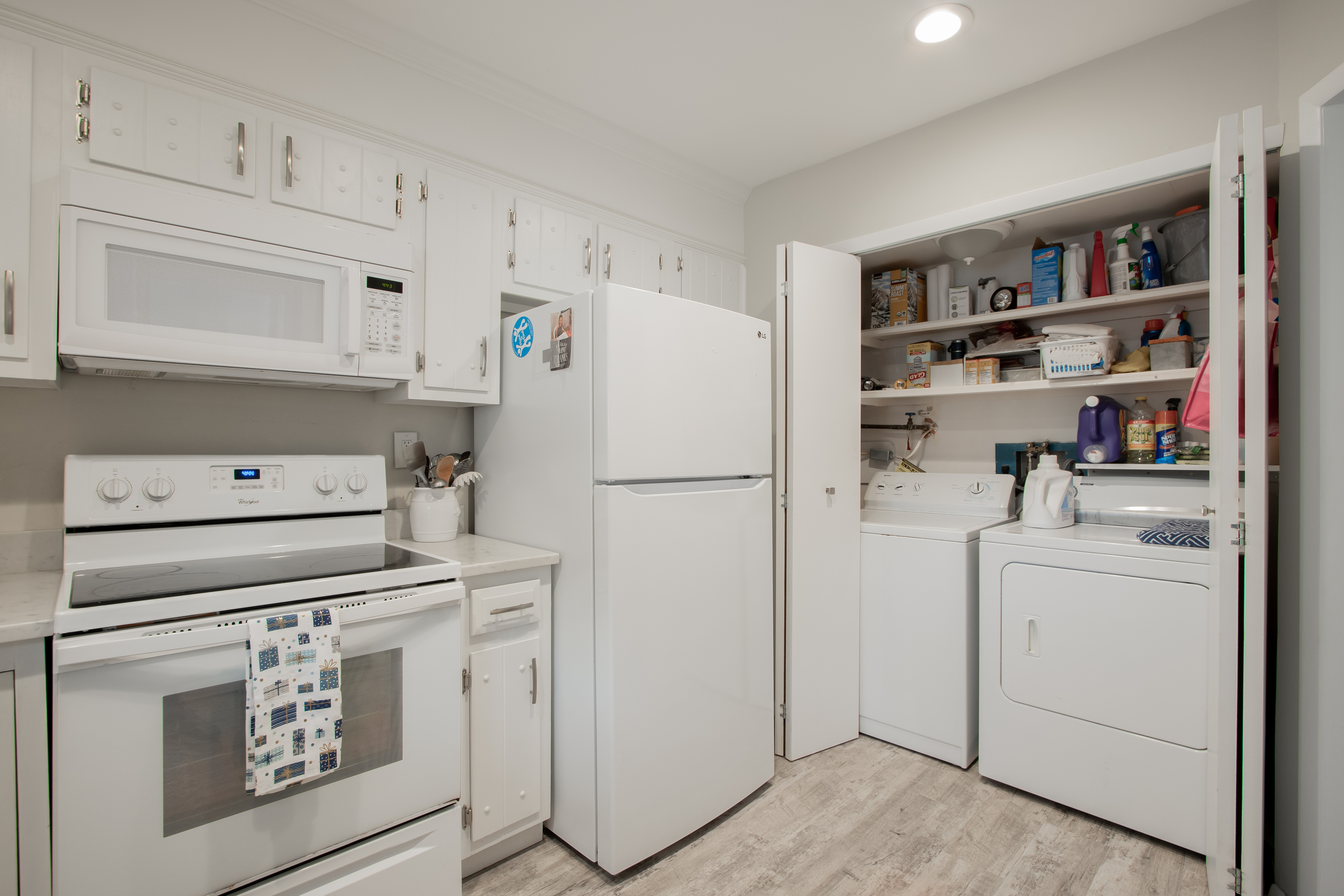 10 Friendship Ct