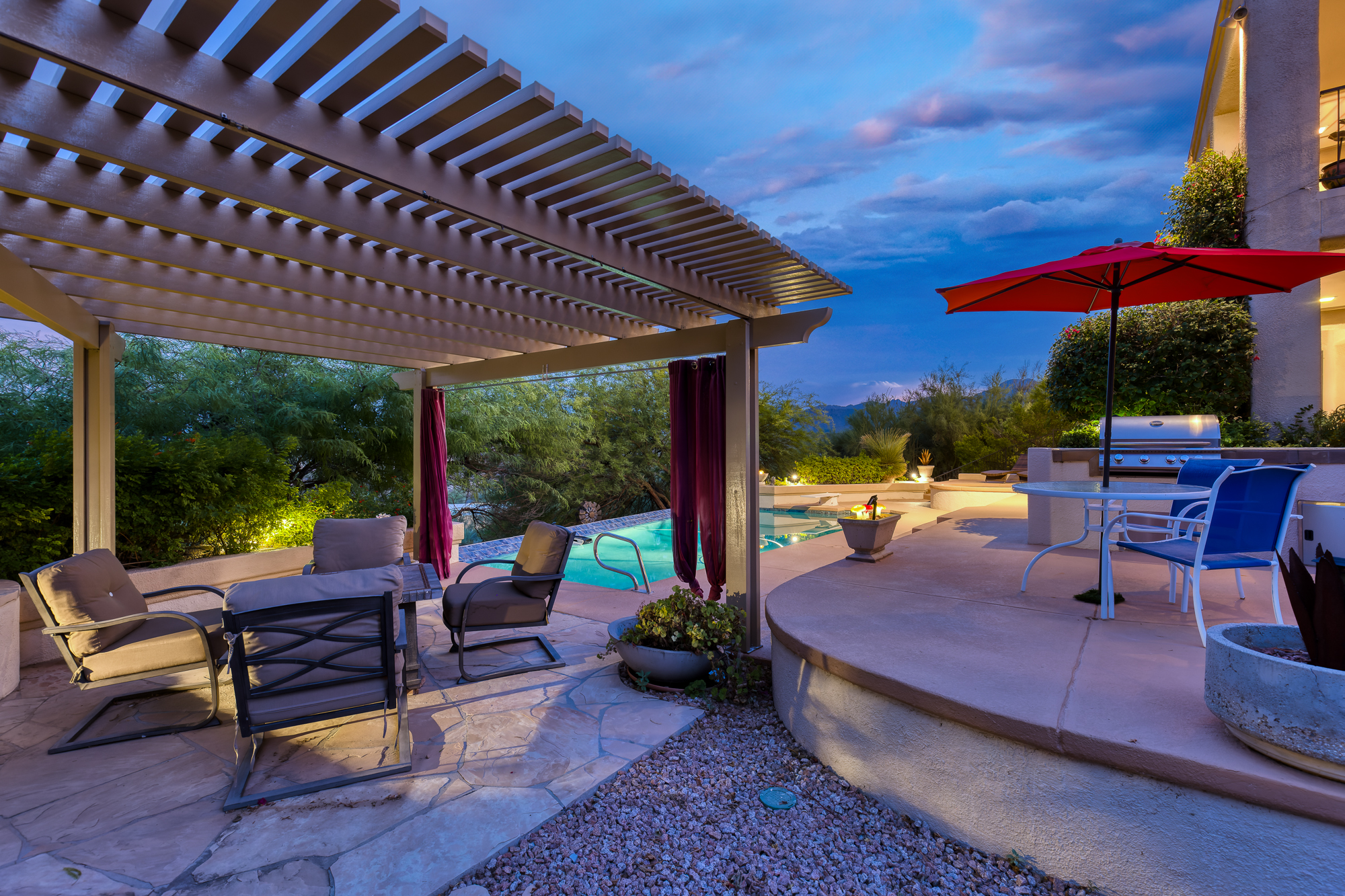 5135 W Paseo Del Campo 