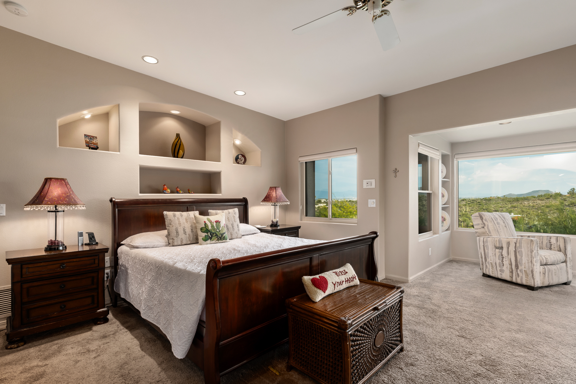 5135 W Paseo Del Campo 