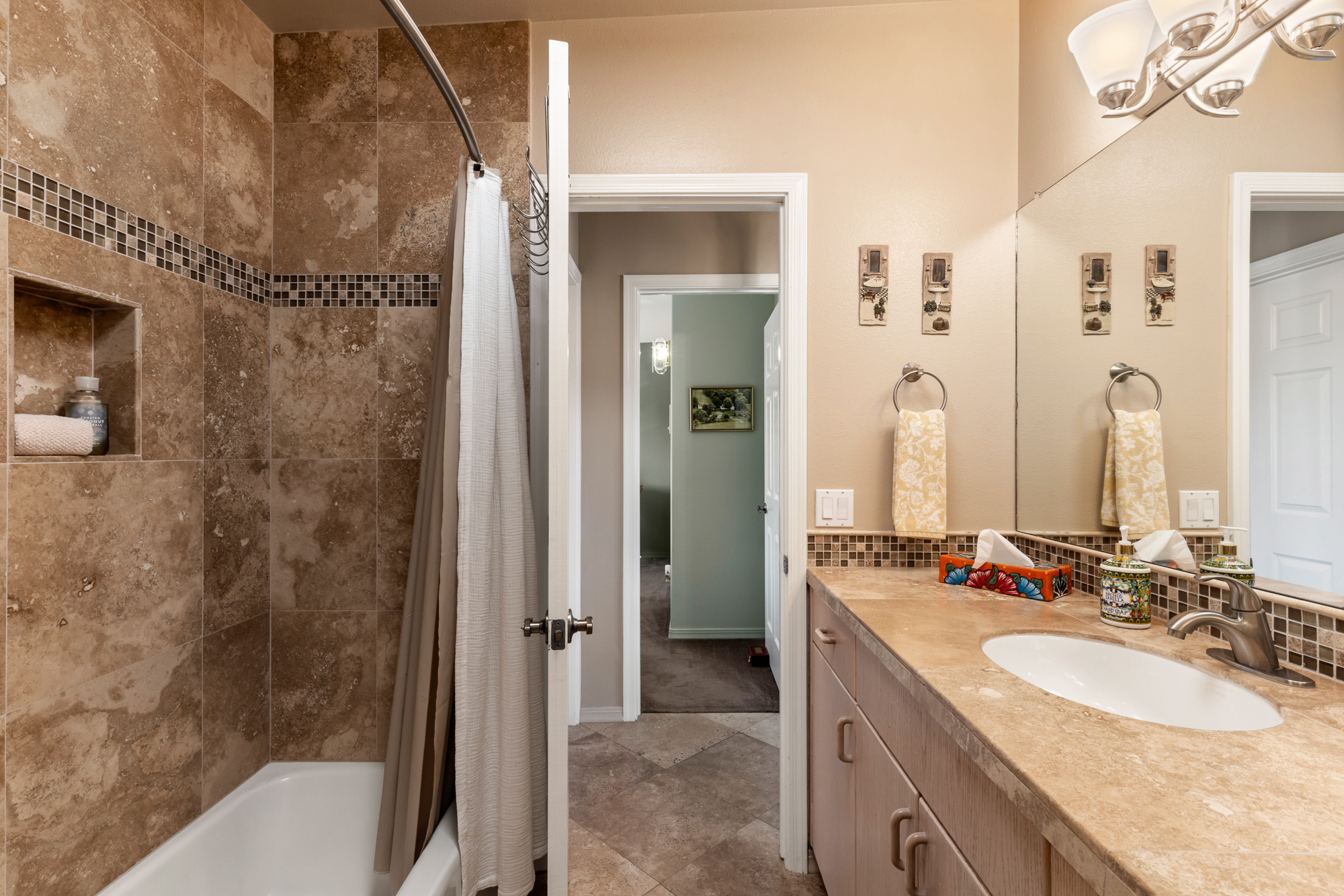 5135 W Paseo Del Campo 