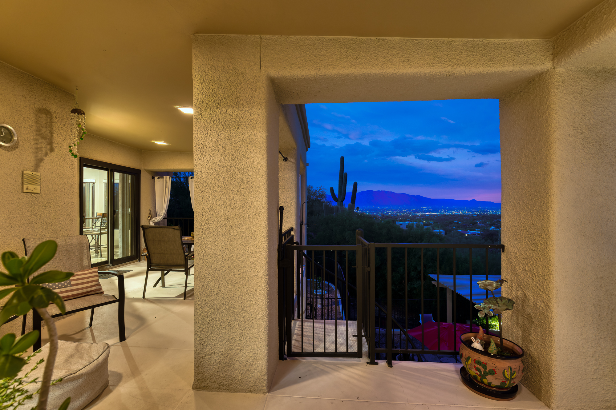 5135 W Paseo Del Campo 