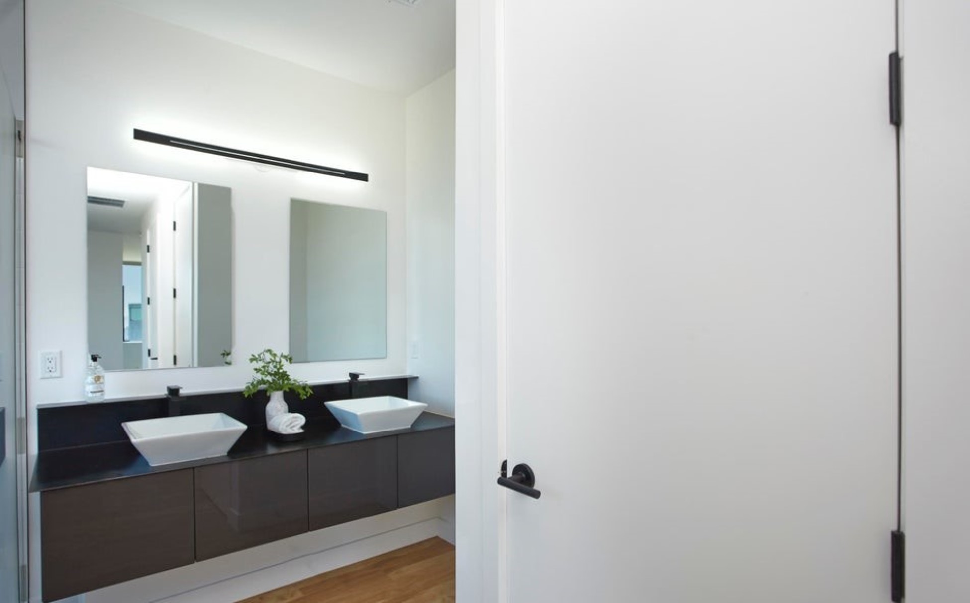 1373 W Sentinel View Loop 