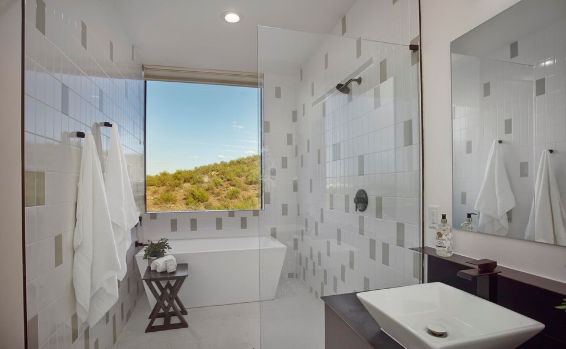 1373 W Sentinel View Loop 