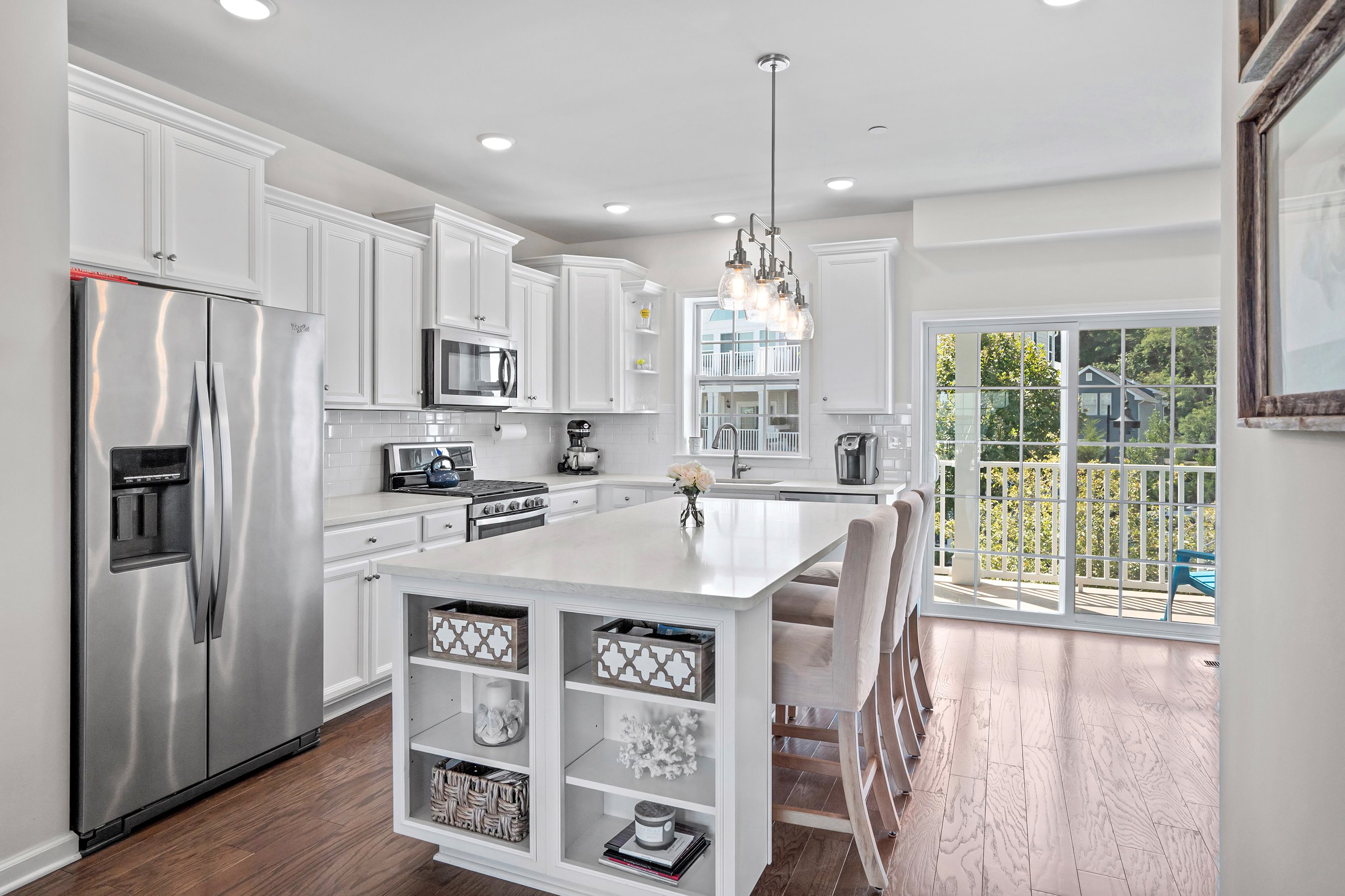 4 Halfmoon Ct