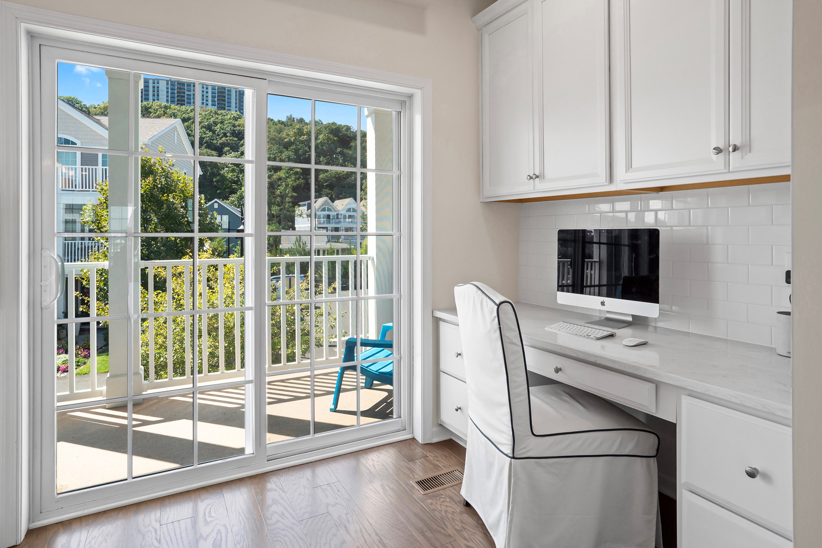 4 Halfmoon Ct
