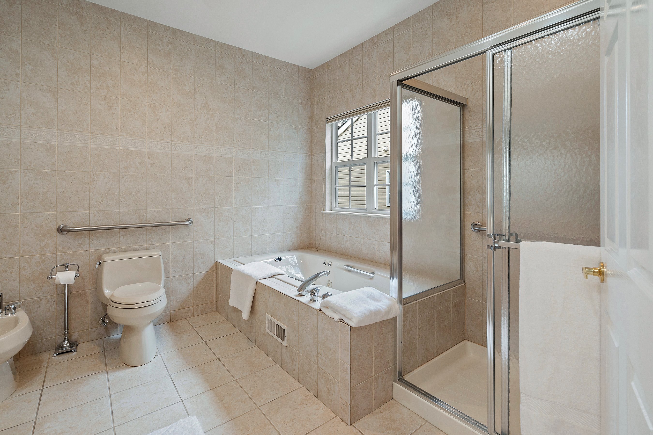 23 Tall Pines Dr