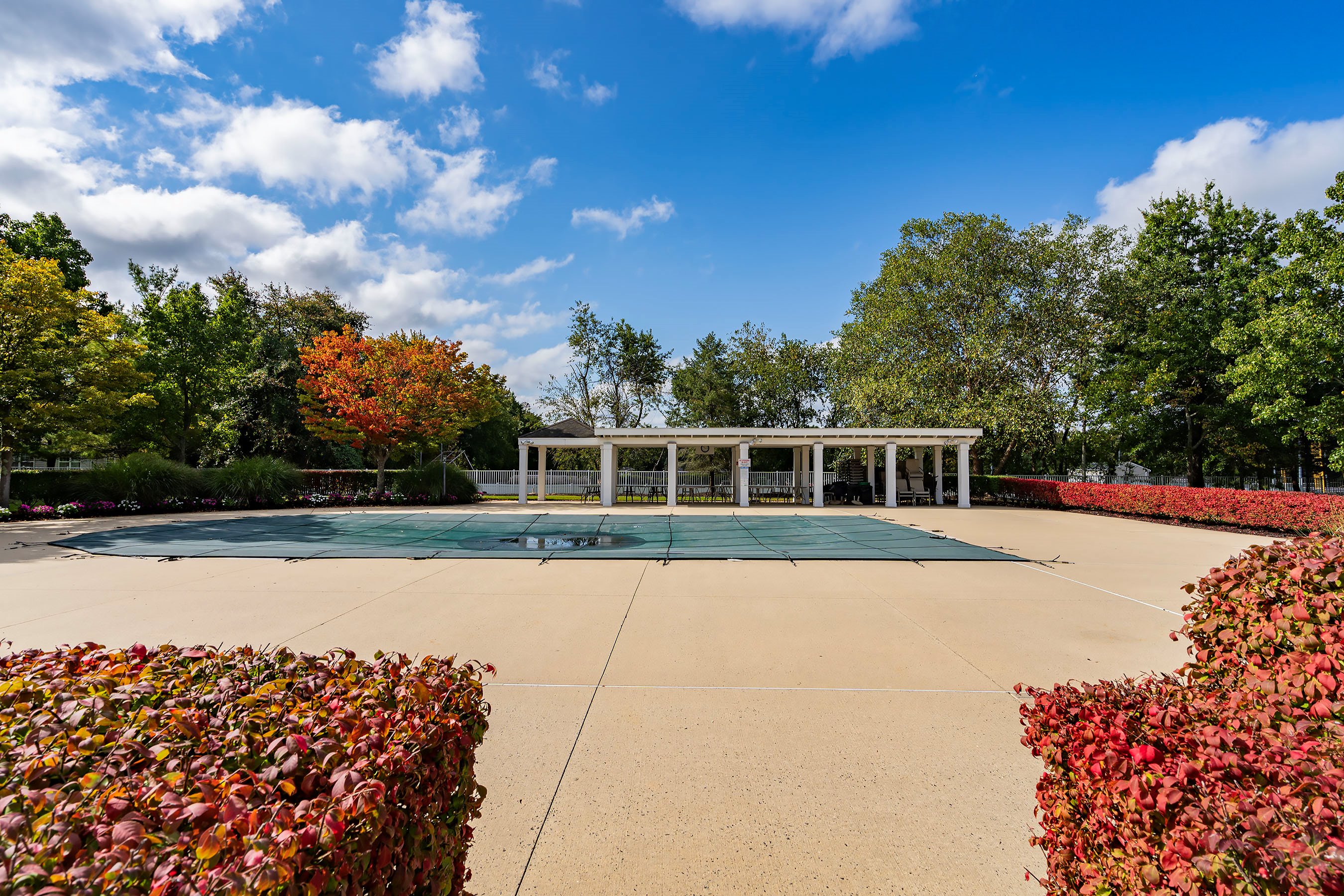 23 Tall Pines Dr