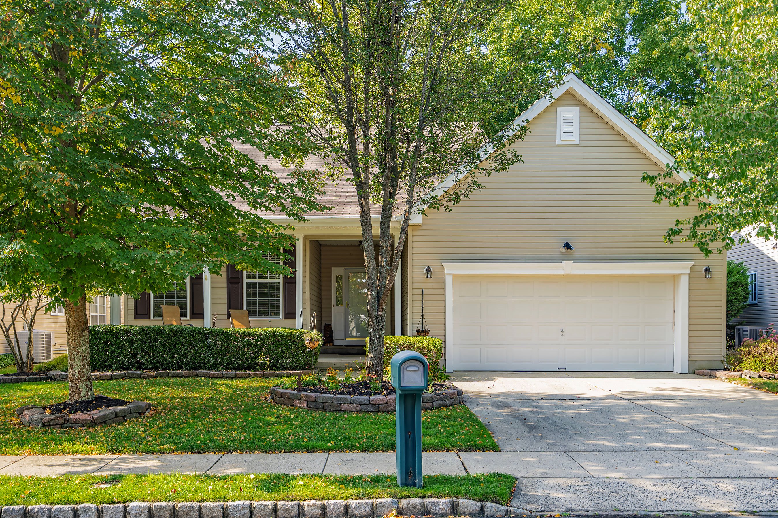 23 Tall Pines Dr