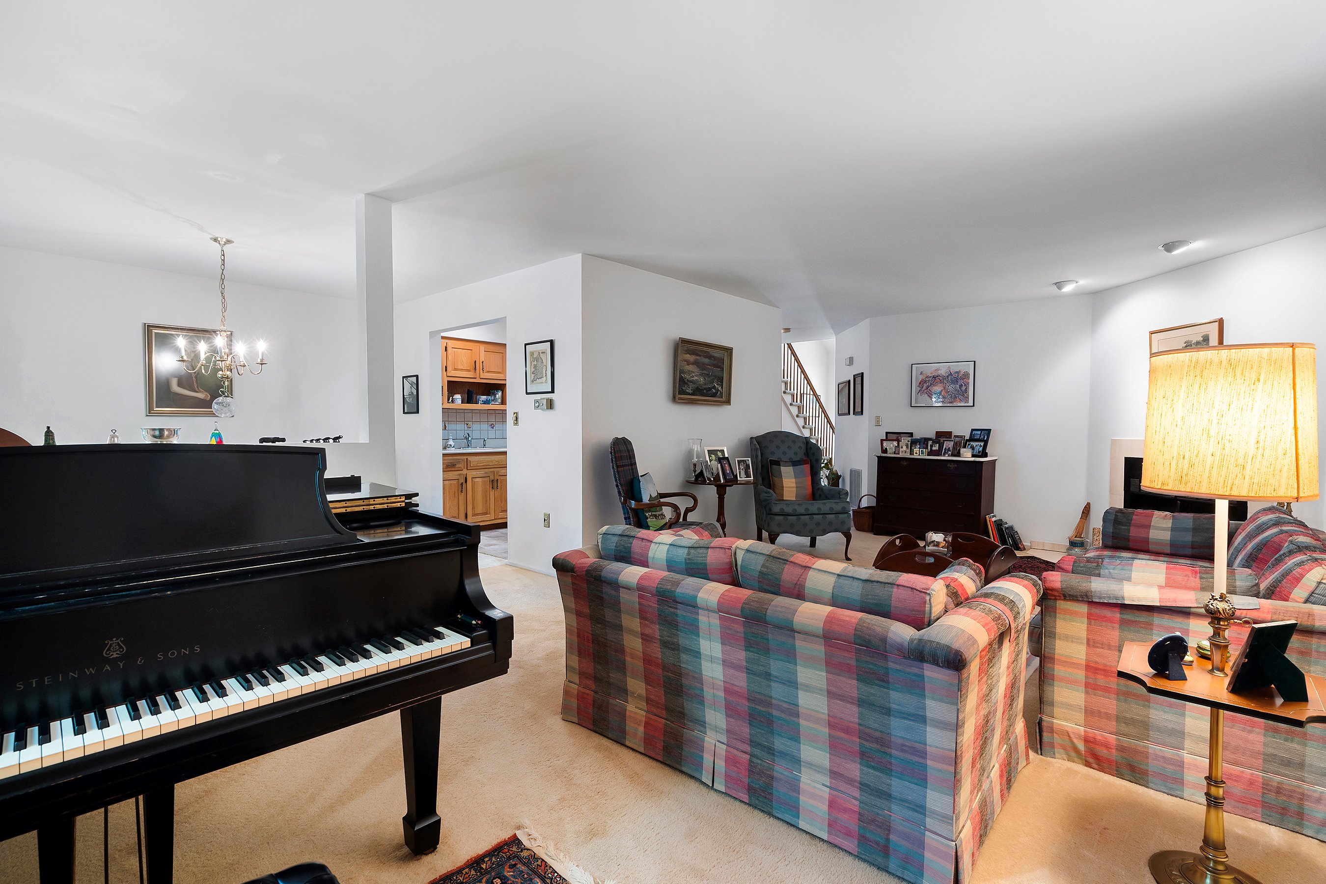 38 Essex Dr