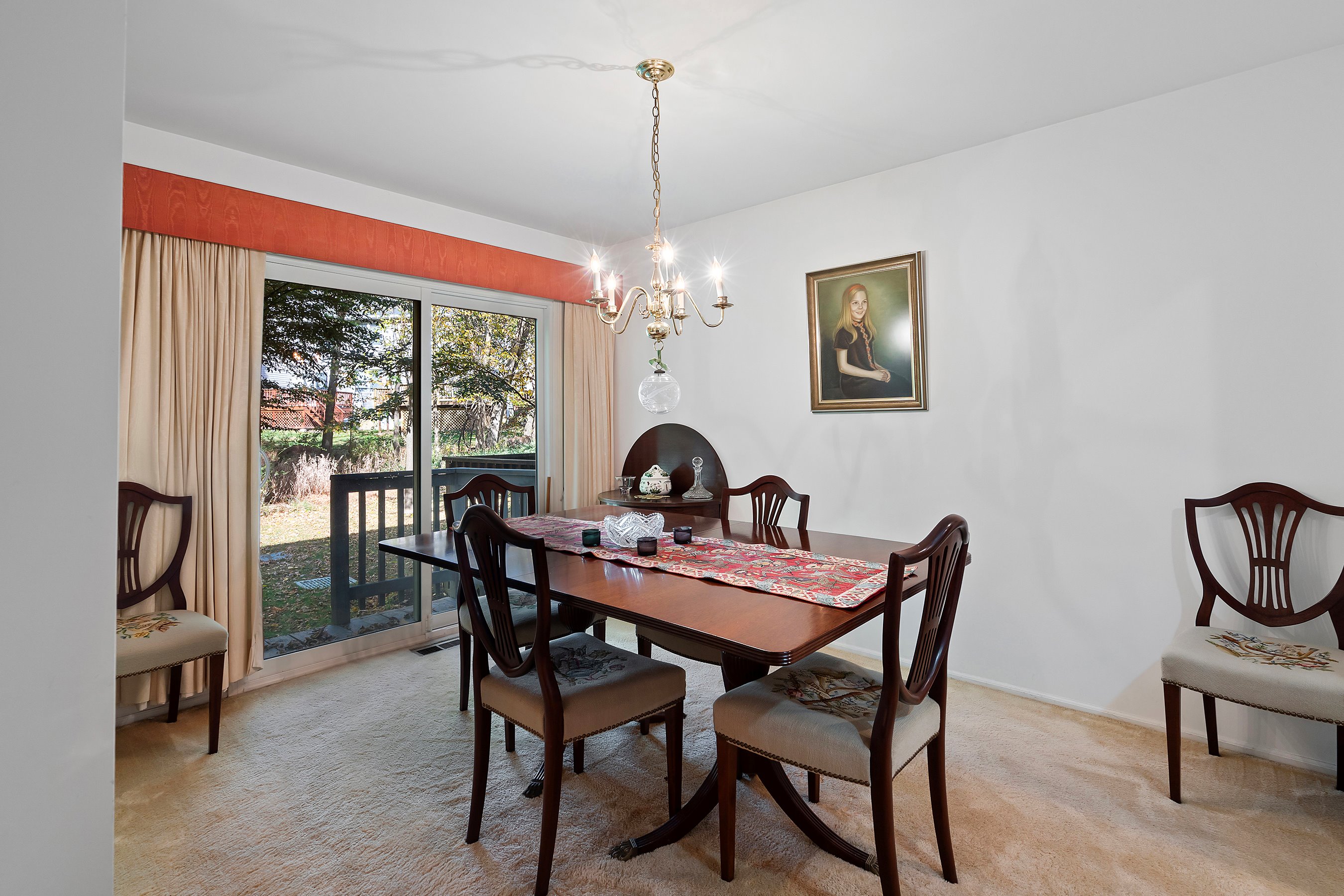 38 Essex Dr