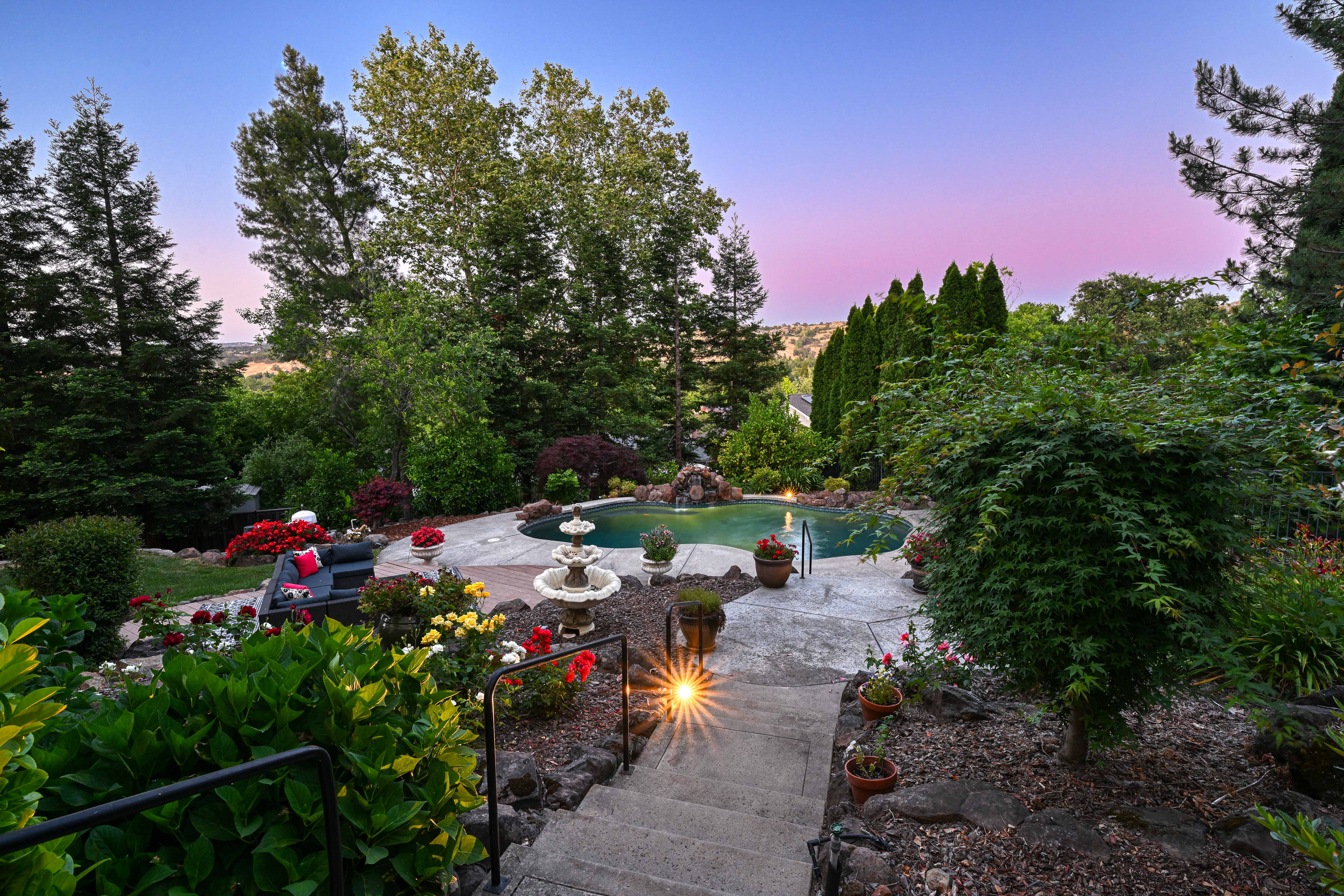 3205 Warren Lane 