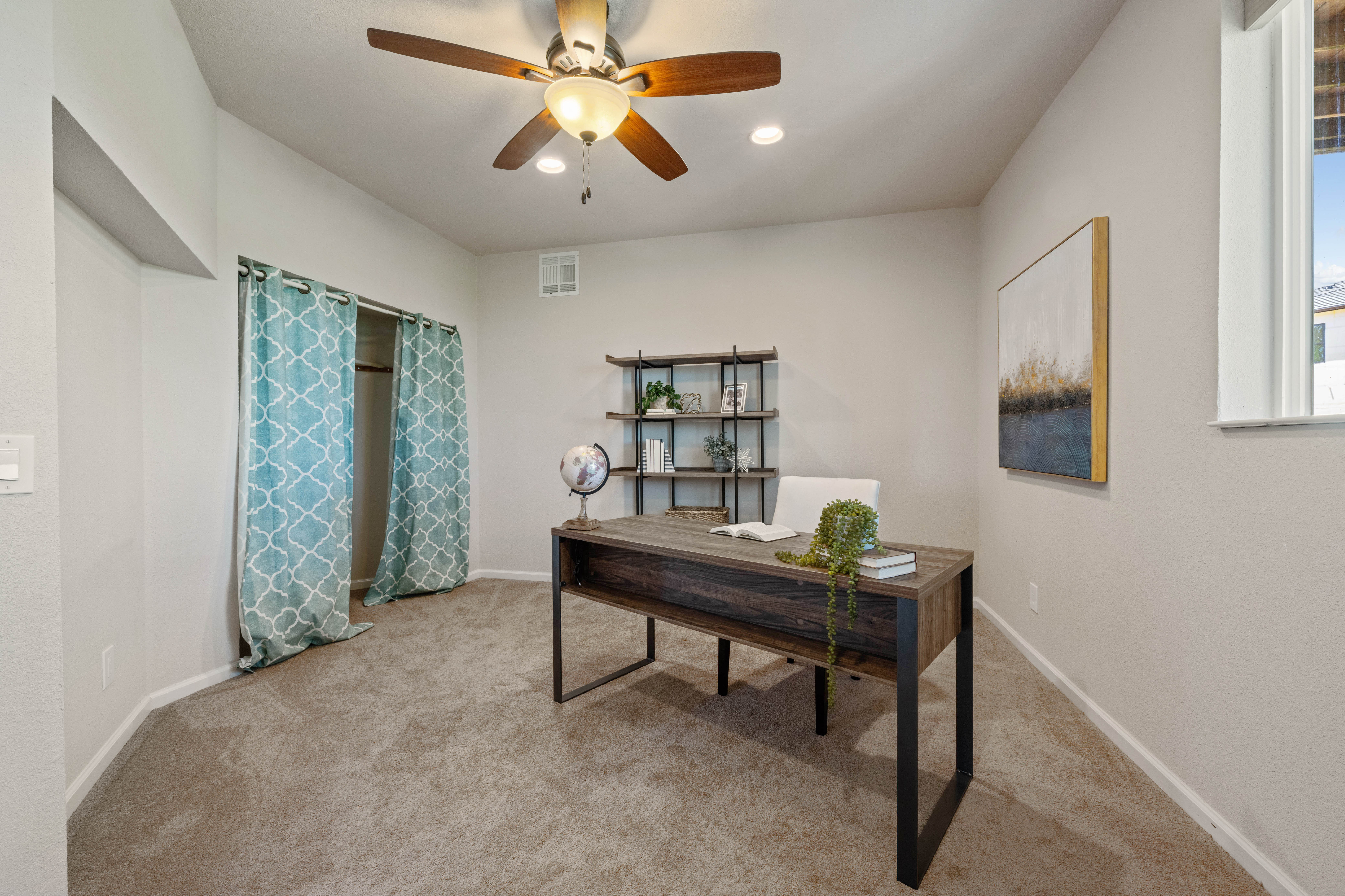 3205 Warren Lane 