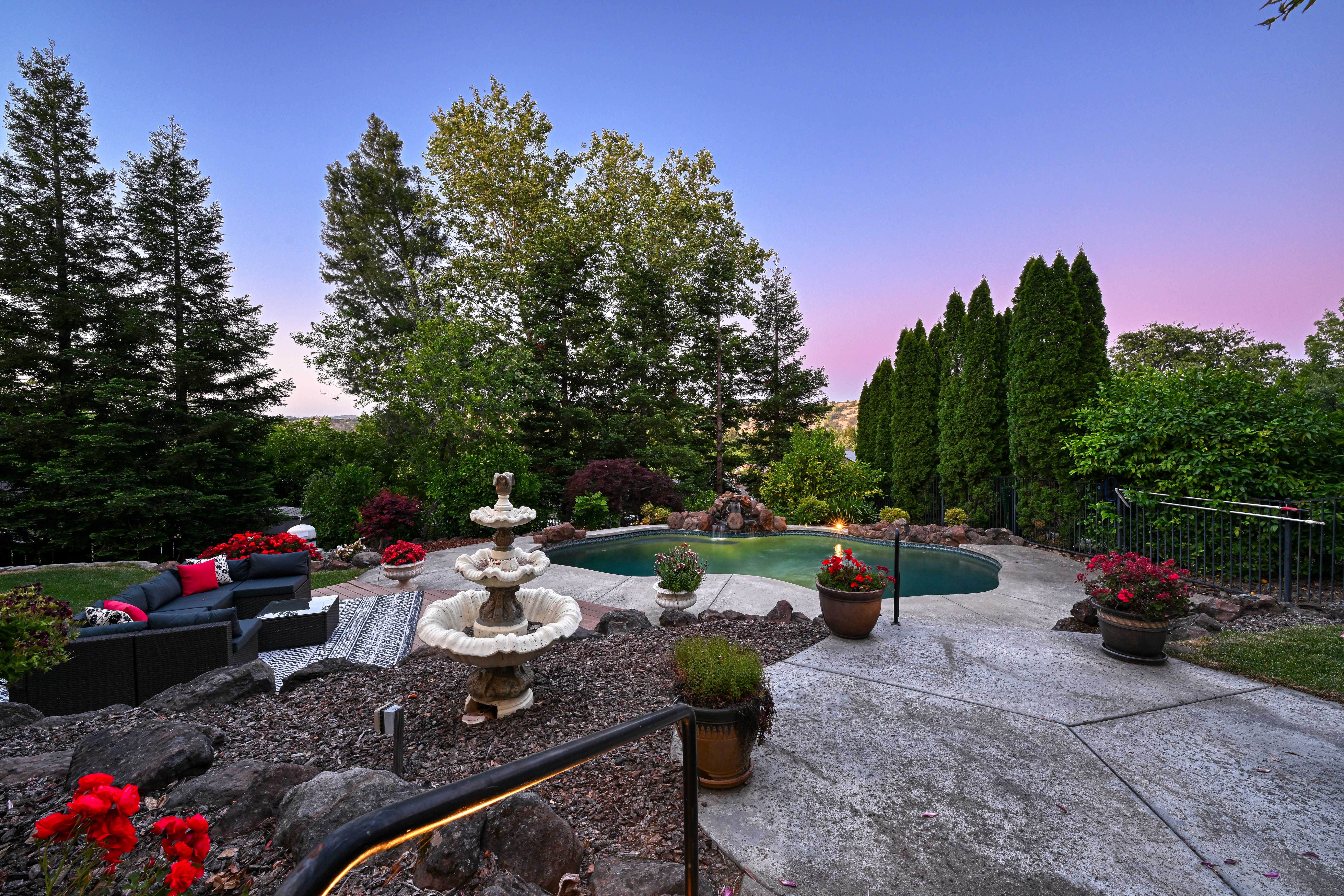 3205 Warren Lane 