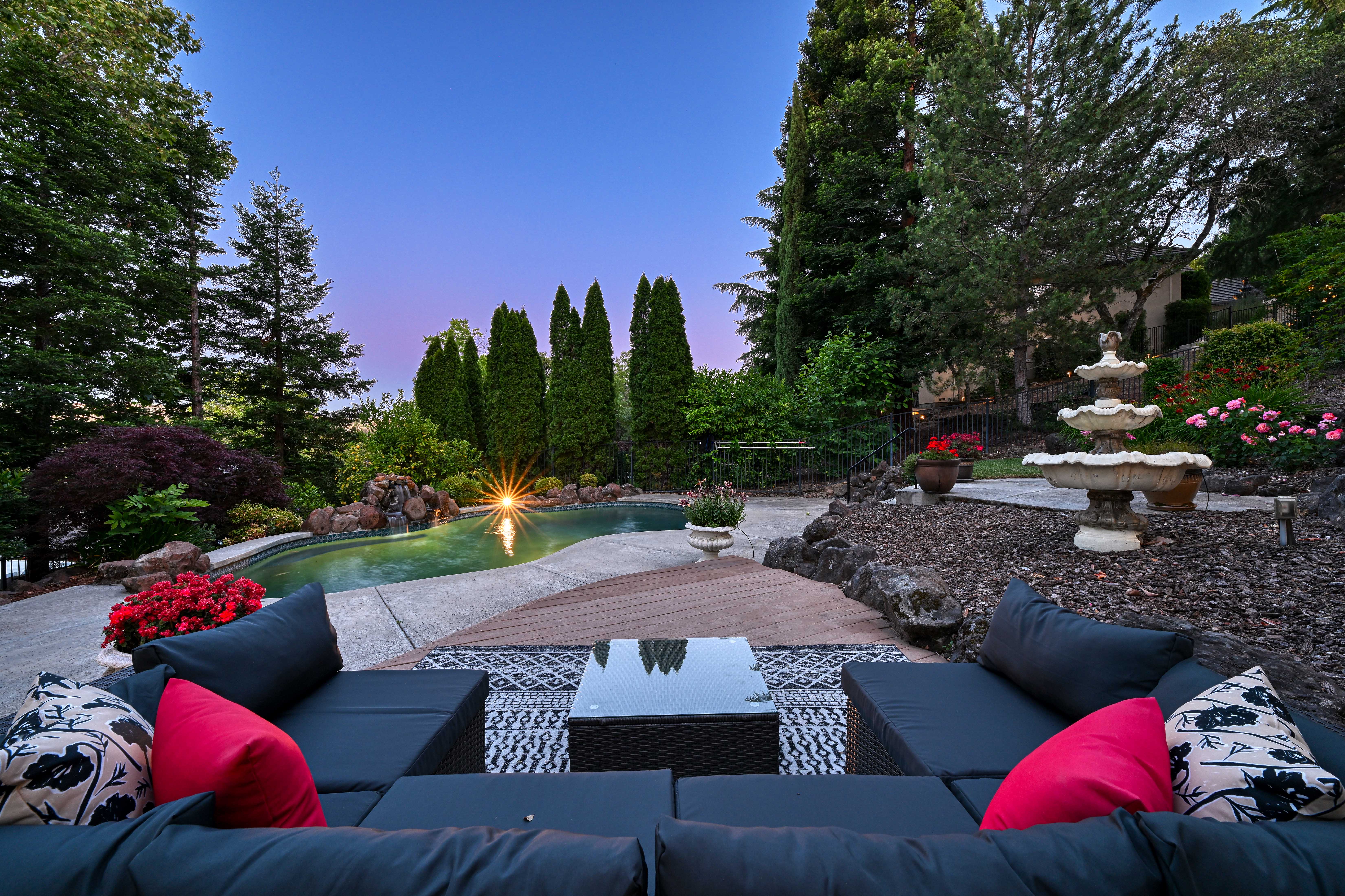 3205 Warren Lane 