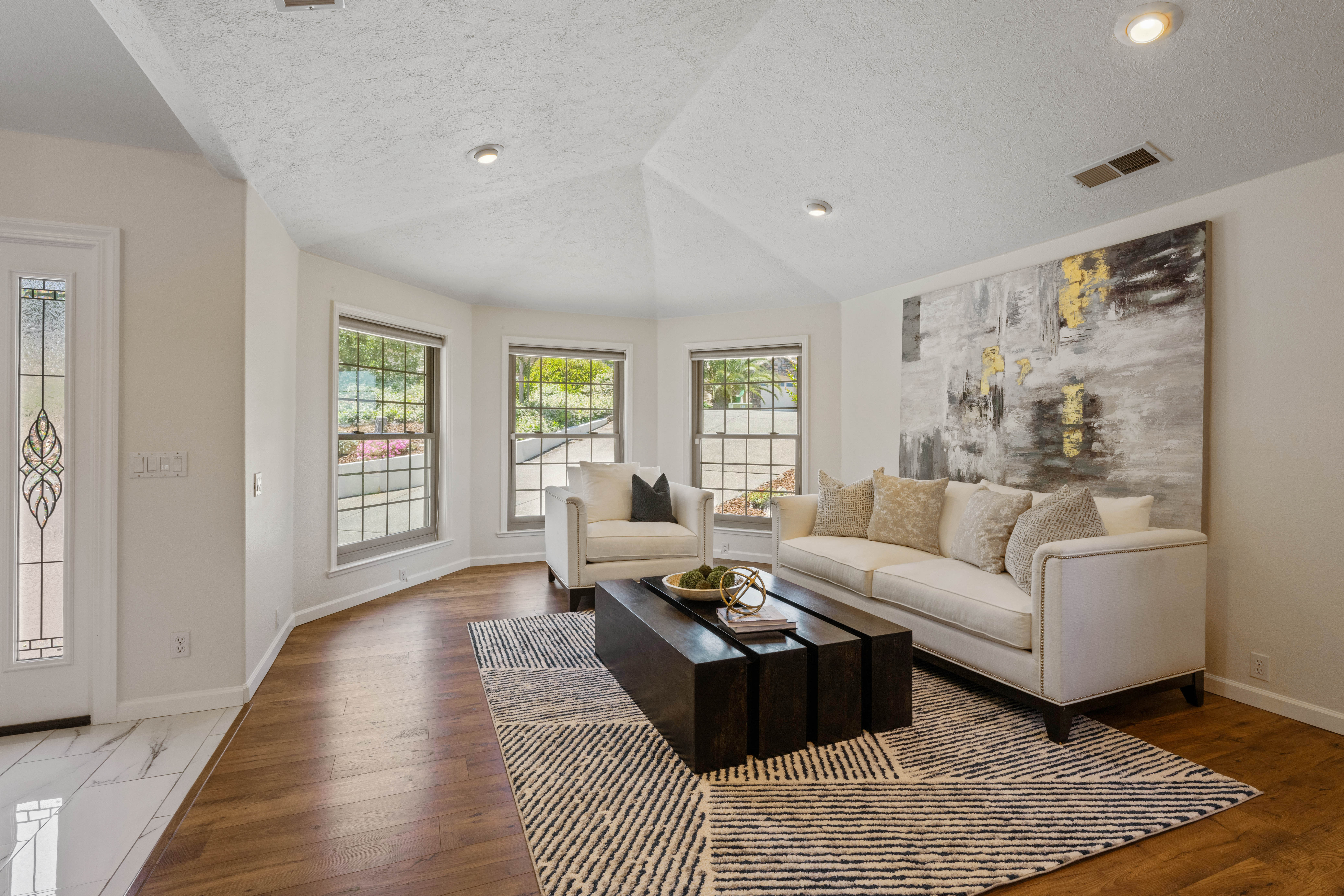 3205 Warren Lane 