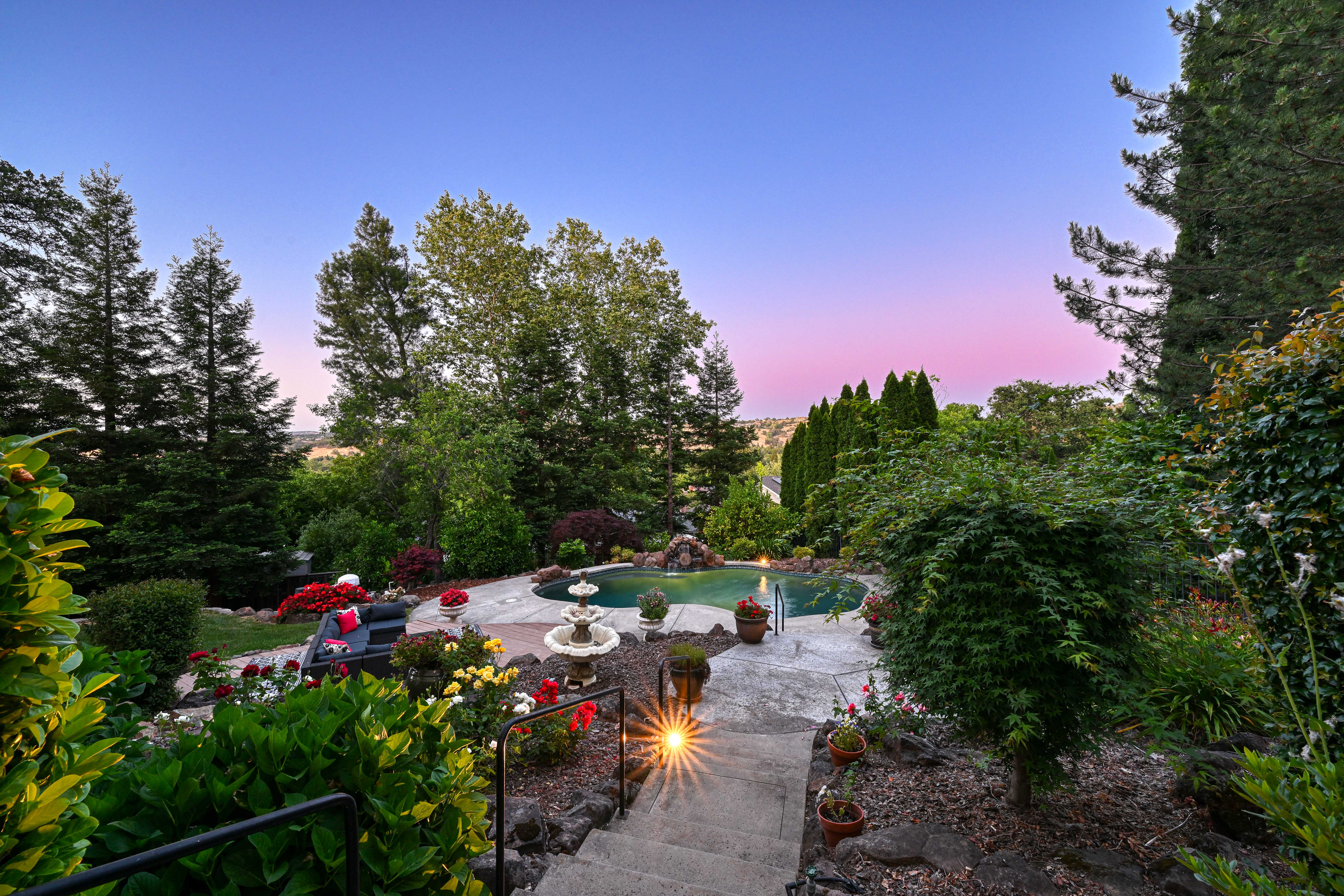 3205 Warren Lane 