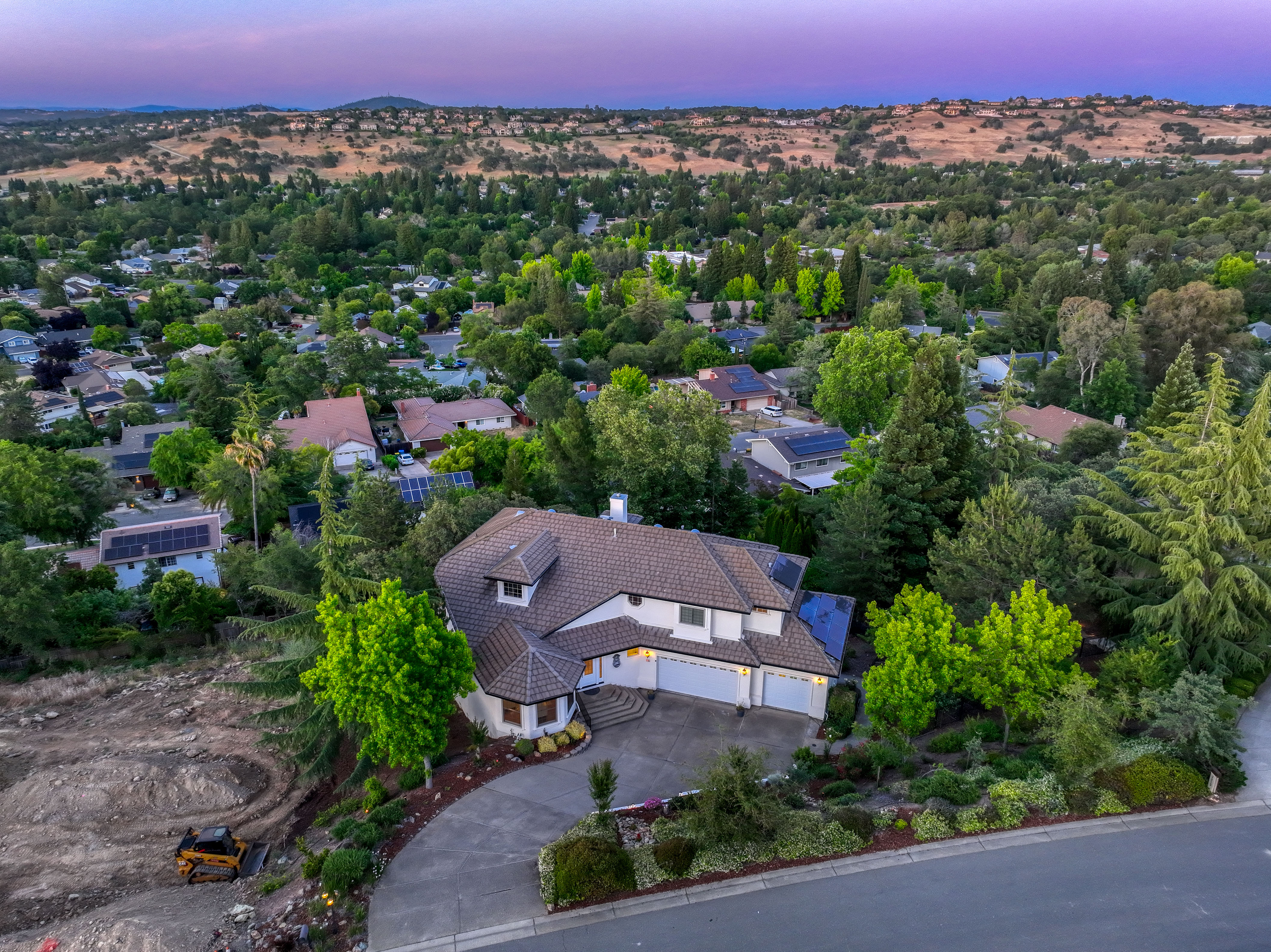 3205 Warren Lane 