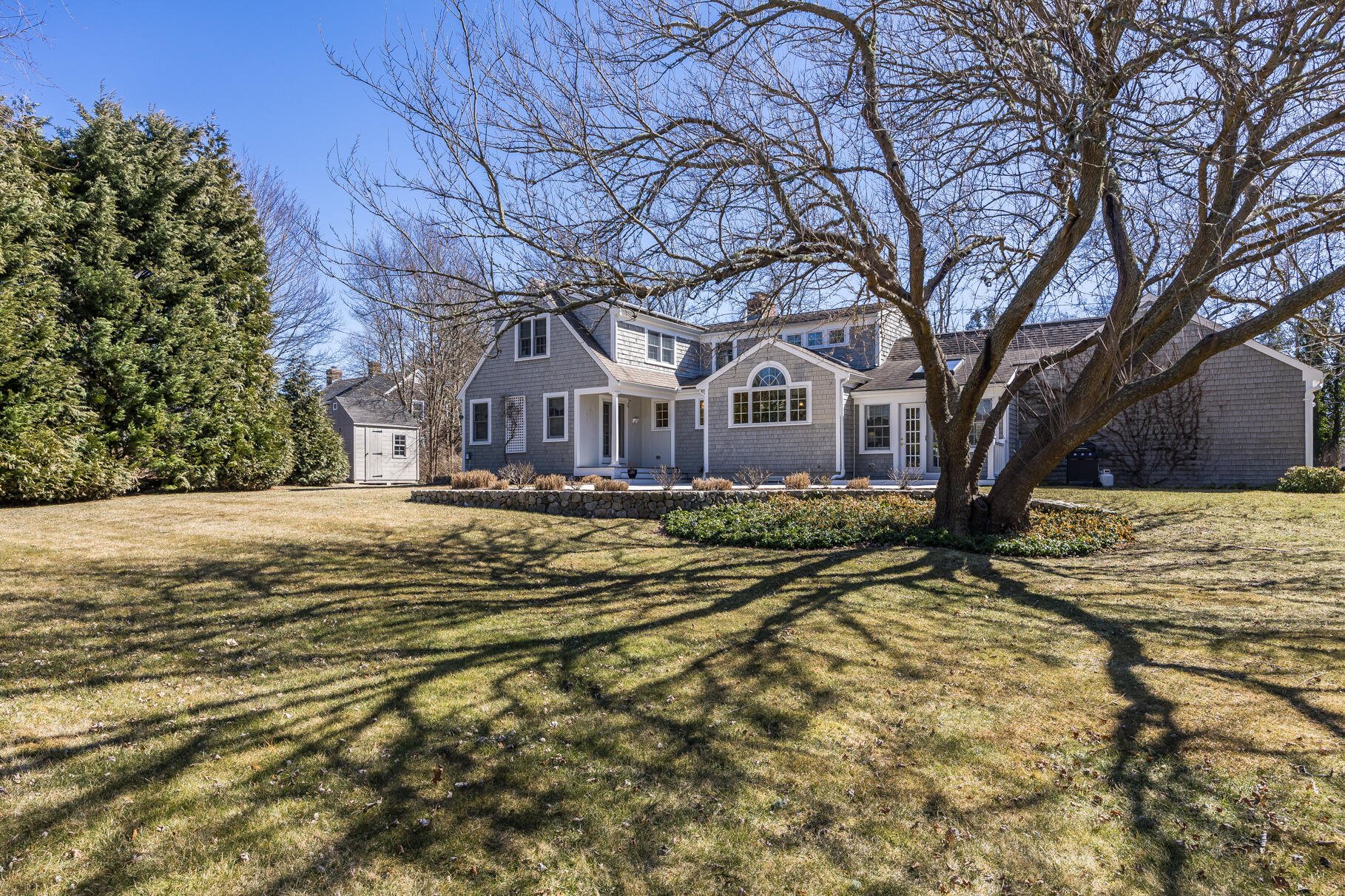 30 Beach Road 