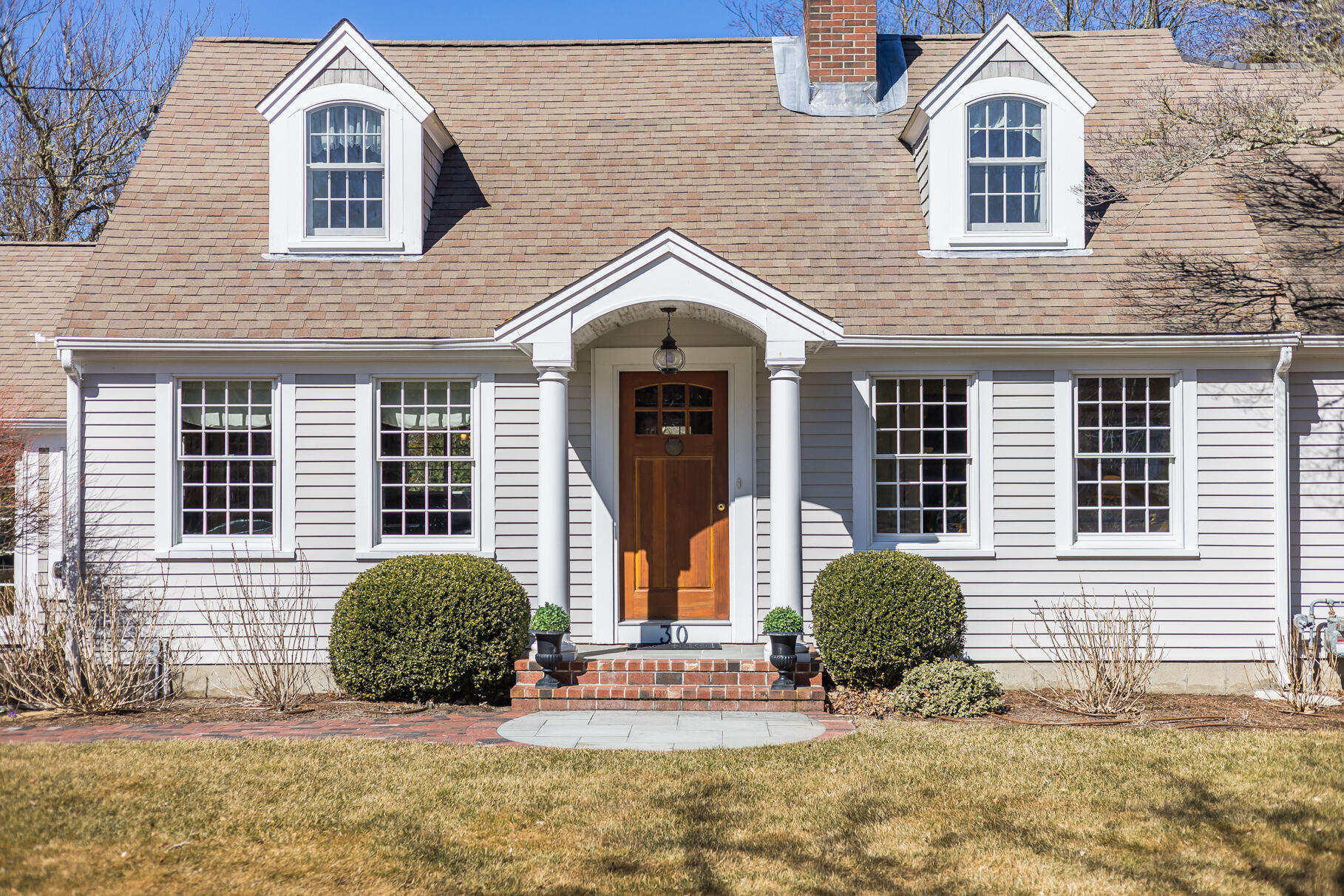 30 Beach Road 