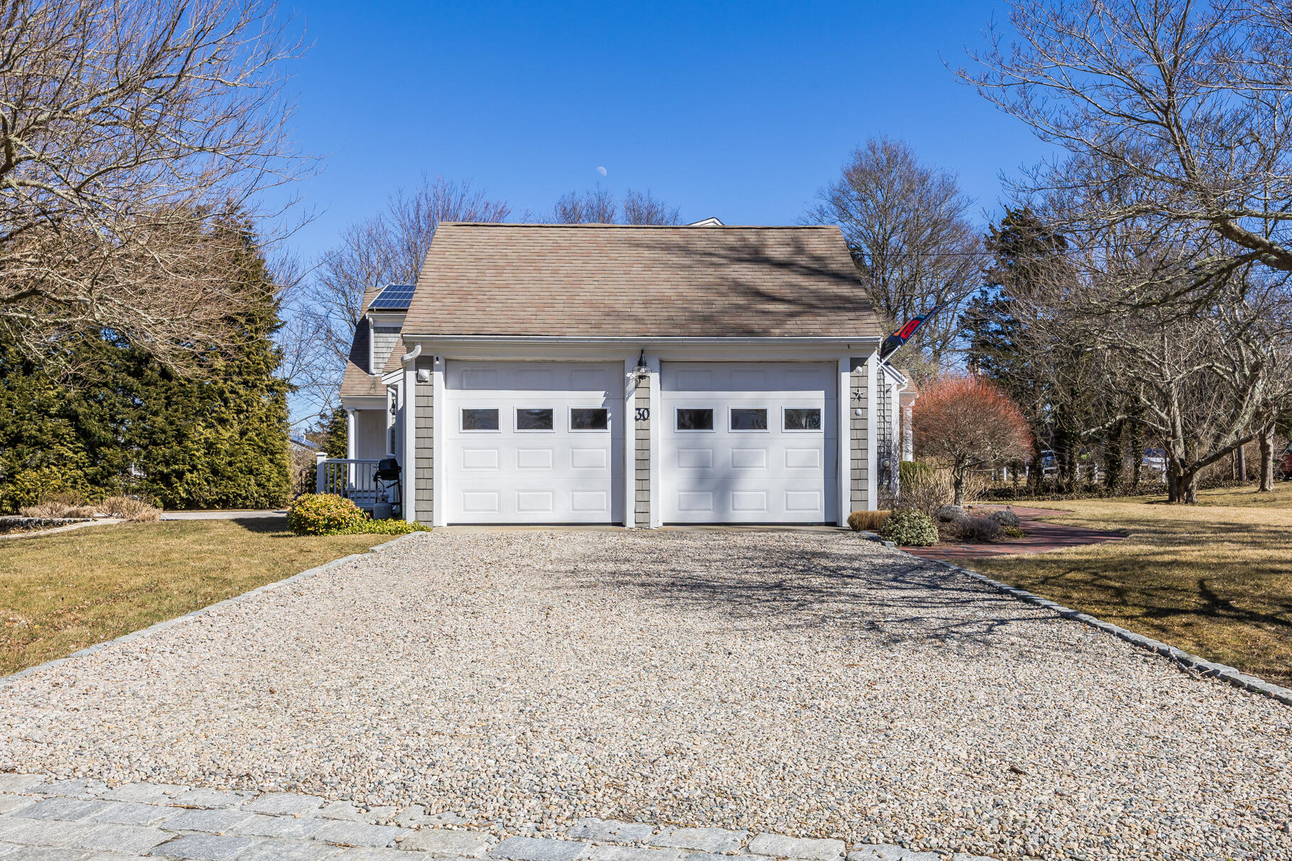 30 Beach Road 
